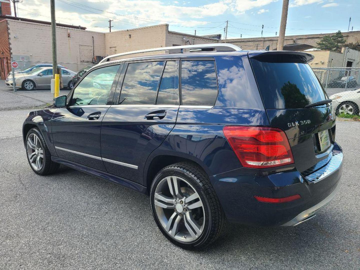 2013 BLUE MERCEDES-BENZ GLK 350 4MATIC (WDCGG8JB8DG) with an 3.5L engine, Automatic transmission, located at 7981 Paxton Street, Harrisburg, PA, 17111, (717) 561-2926, 40.261490, -76.749229 - WE FINANCE!!! Good Credit/ Bad Credit/ No Credit - ALL Trade-Ins Welcomed!!! ***Guaranteed Credit Approval*** APPLY ONLINE or CALL us TODAY ;) Internet Prices and Marketplace Prices are SPECIAL discounted ***CASH DEALS*** Retail Prices are higher. Please call us to discuss your cash and finan - Photo#2
