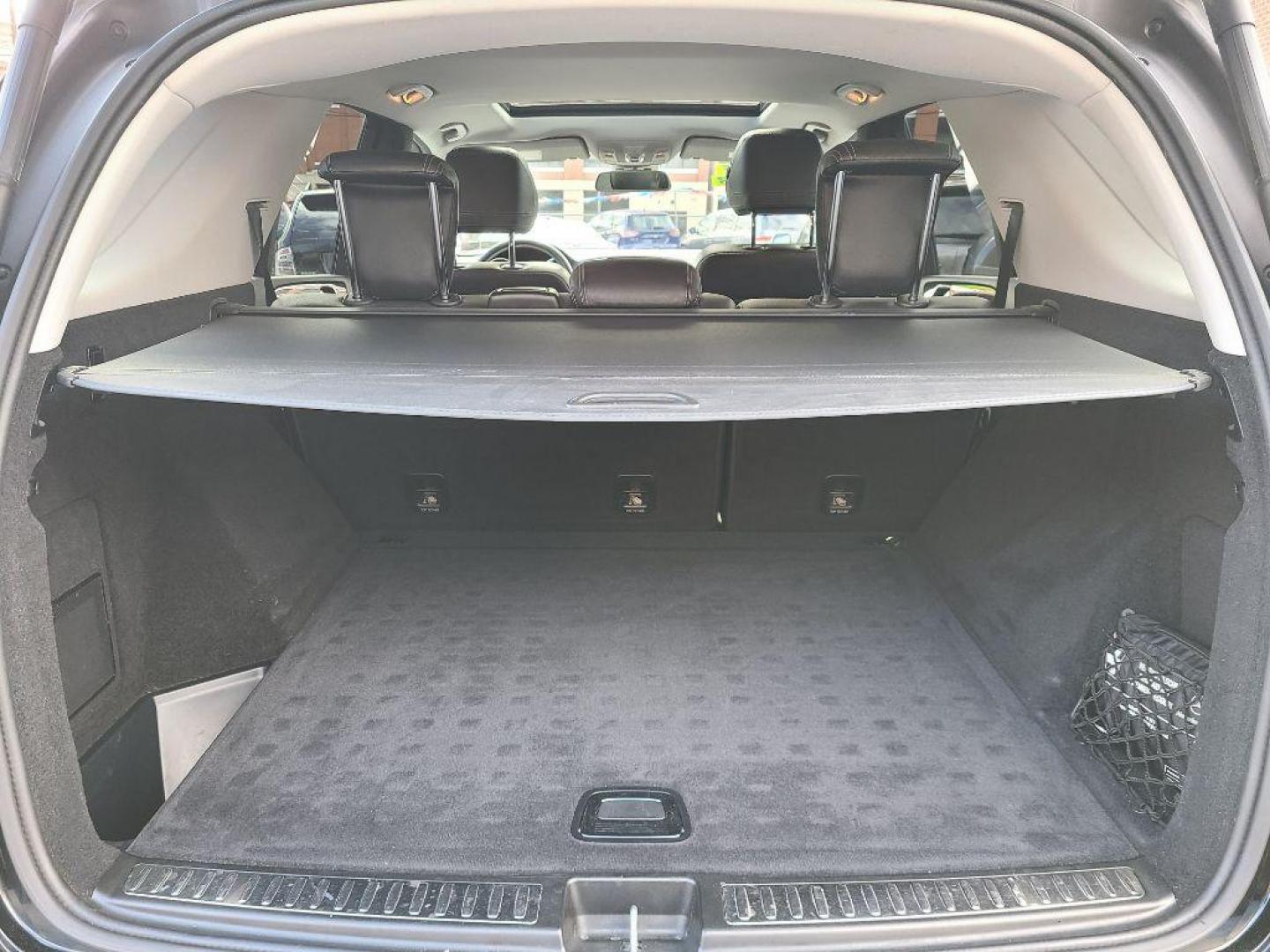 2013 BLACK MERCEDES-BENZ ML 350 4MATIC (4JGDA5HB0DA) with an 3.5L engine, Automatic transmission, located at 117 North Cameron Street, Harrisburg, PA, 17101, (717) 963-8962, 40.267021, -76.875351 - WE FINANCE!!! Good Credit/ Bad Credit/ No Credit - ALL Trade-Ins Welcomed!!! ***Guaranteed Credit Approval*** APPLY ONLINE or CALL us TODAY ;) Internet Prices and Marketplace Prices are SPECIAL discounted ***CASH DEALS*** Retail Prices are higher. Please call us to discuss your cash and finan - Photo#8