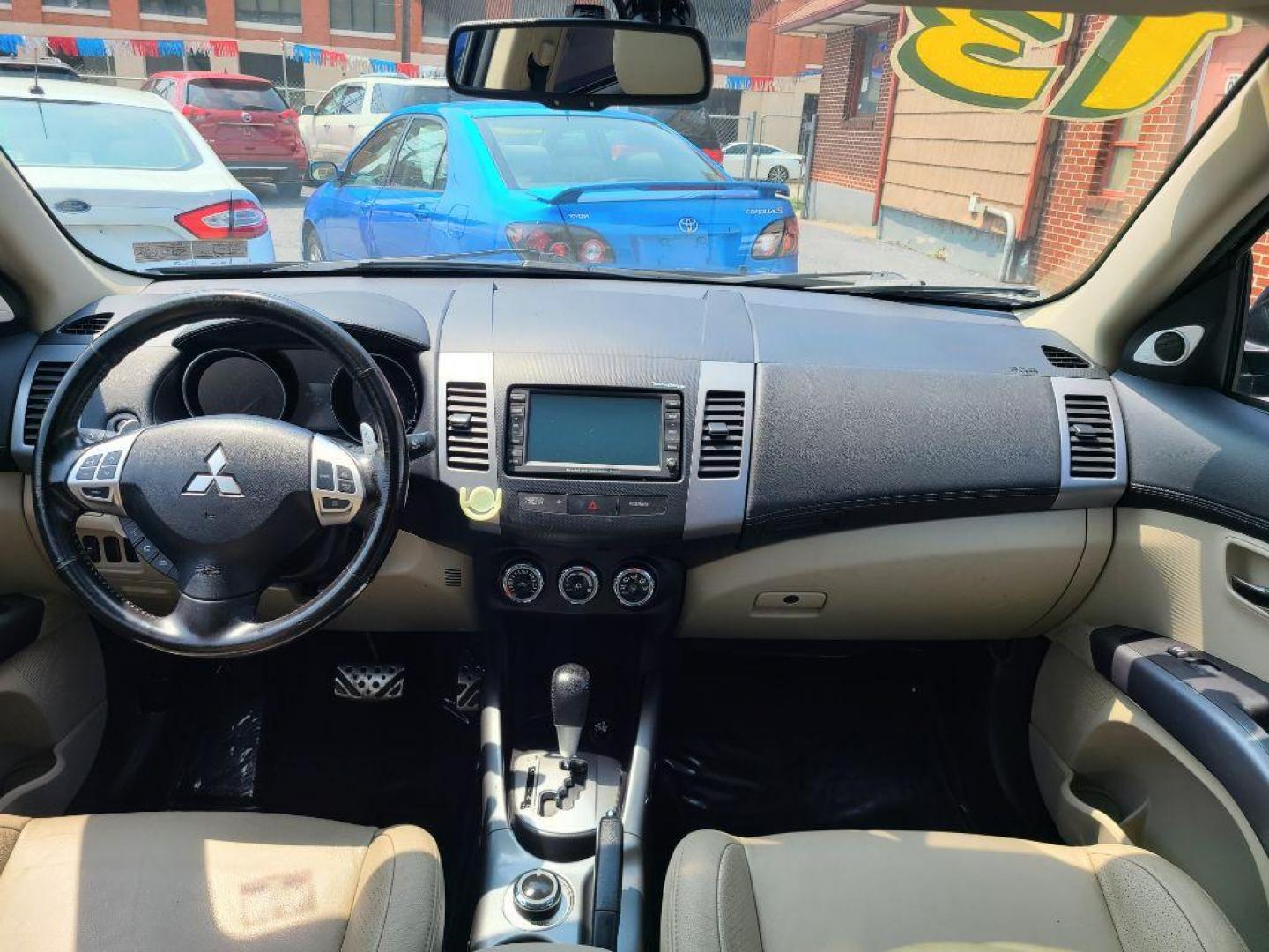 2013 BLACK MITSUBISHI OUTLANDER GT (JA4JT5AX3DU) with an 3.0L engine, Automatic transmission, located at 7981 Paxton Street, Harrisburg, PA, 17111, (717) 561-2926, 40.261490, -76.749229 - WE FINANCE!!! Good Credit/ Bad Credit/ No Credit - ALL Trade-Ins Welcomed!!! ***Guaranteed Credit Approval*** APPLY ONLINE or CALL us TODAY ;) Internet Prices and Marketplace Prices are SPECIAL discounted ***CASH DEALS*** Retail Prices are higher. Please call us to discuss your cash and finan - Photo#10