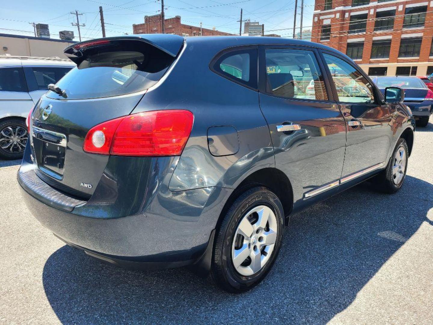 2013 BLUE NISSAN ROGUE S (JN8AS5MV2DW) with an 2.5L engine, Continuously Variable transmission, located at 117 North Cameron Street, Harrisburg, PA, 17101, (717) 963-8962, 40.267021, -76.875351 - WE FINANCE!!! Good Credit/ Bad Credit/ No Credit - ALL Trade-Ins Welcomed!!! ***Guaranteed Credit Approval*** APPLY ONLINE or CALL us TODAY ;) Internet Prices and Marketplace Prices are SPECIAL discounted ***CASH DEALS*** Retail Prices are higher. Please call us to discuss your cash and finan - Photo#6