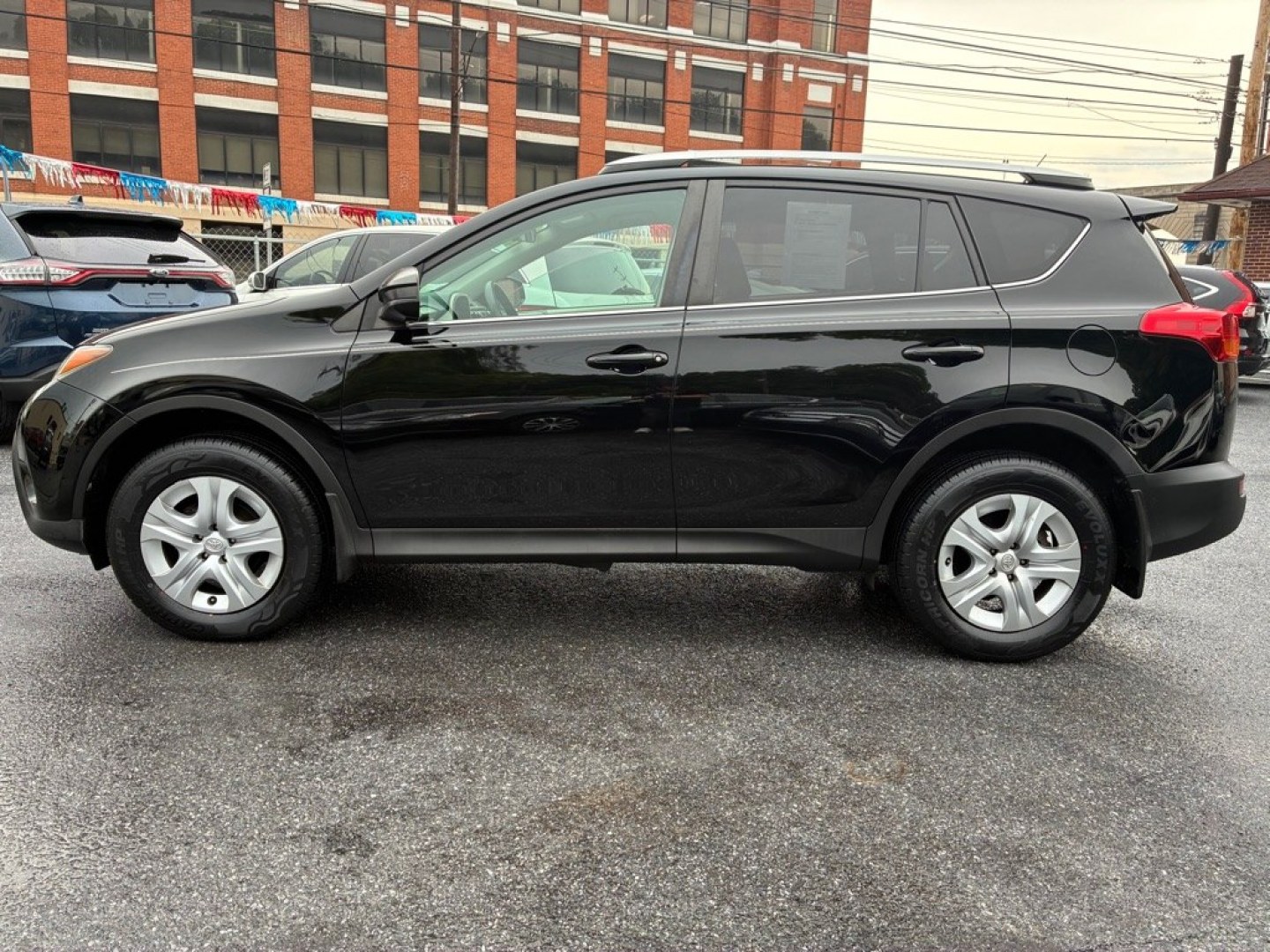 2013 BLACK TOYOTA RAV4 LE (2T3BFREV3DW) with an 2.5L engine, Automatic transmission, located at 117 North Cameron Street, Harrisburg, PA, 17101, (717) 963-8962, 40.267021, -76.875351- Photo#1