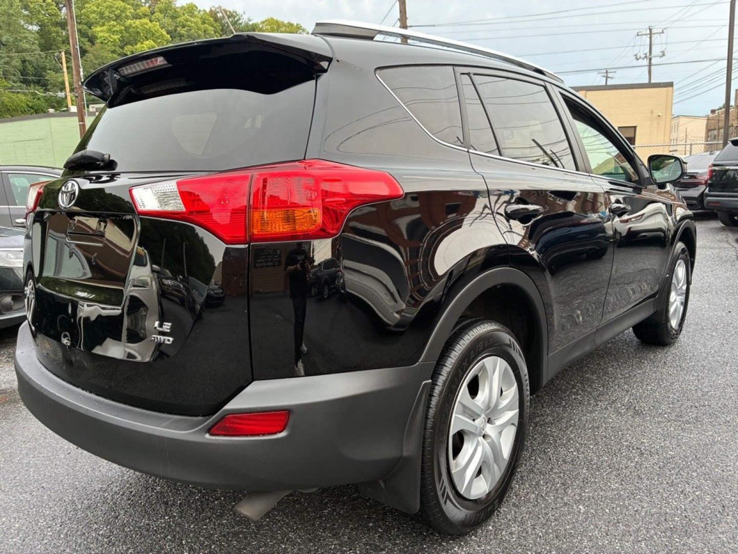 2013 BLACK TOYOTA RAV4 LE (2T3BFREV3DW) with an 2.5L engine, Automatic transmission, located at 117 North Cameron Street, Harrisburg, PA, 17101, (717) 963-8962, 40.267021, -76.875351- Photo#4