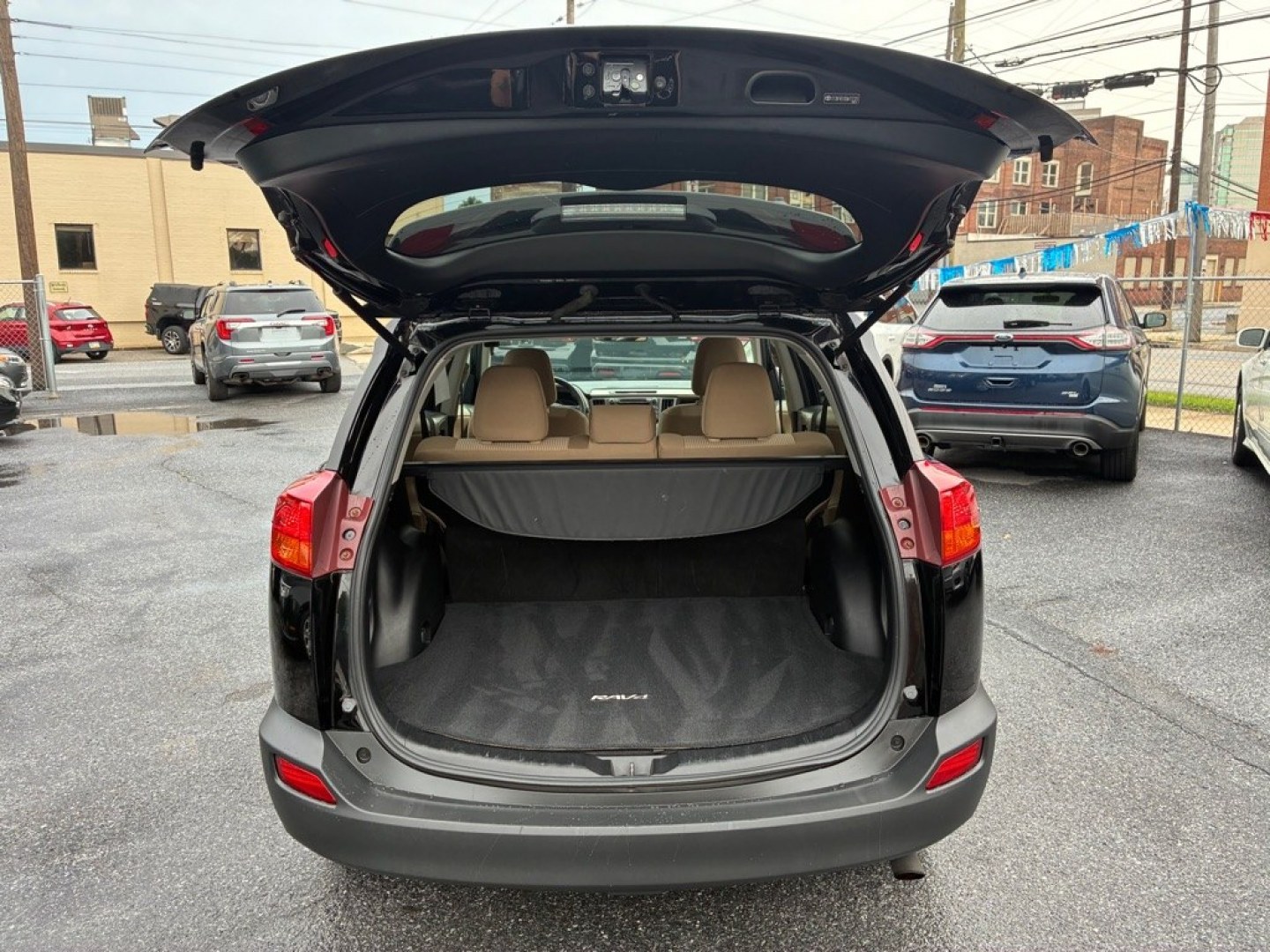 2013 BLACK TOYOTA RAV4 LE (2T3BFREV3DW) with an 2.5L engine, Automatic transmission, located at 117 North Cameron Street, Harrisburg, PA, 17101, (717) 963-8962, 40.267021, -76.875351- Photo#10