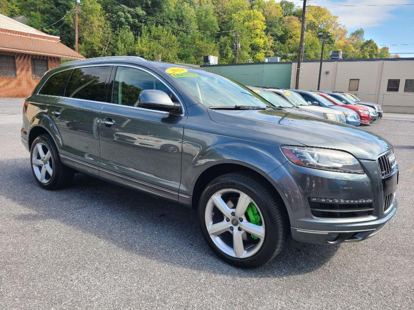 2014 BLACK AUDI Q7 PREMIUM PLUS (WA1LGAFE0ED) with an 3.0L engine, Automatic transmission, located at 117 North Cameron Street, Harrisburg, PA, 17101, (717) 963-8962, 40.267021, -76.875351 - WE FINANCE!!! Good Credit/ Bad Credit/ No Credit - ALL Trade-Ins Welcomed!!! ***Guaranteed Credit Approval*** APPLY ONLINE or CALL us TODAY ;) Internet Prices and Marketplace Prices are SPECIAL discounted ***CASH DEALS*** Retail Prices are higher. Please call us to discuss your cash and finan - Photo#6