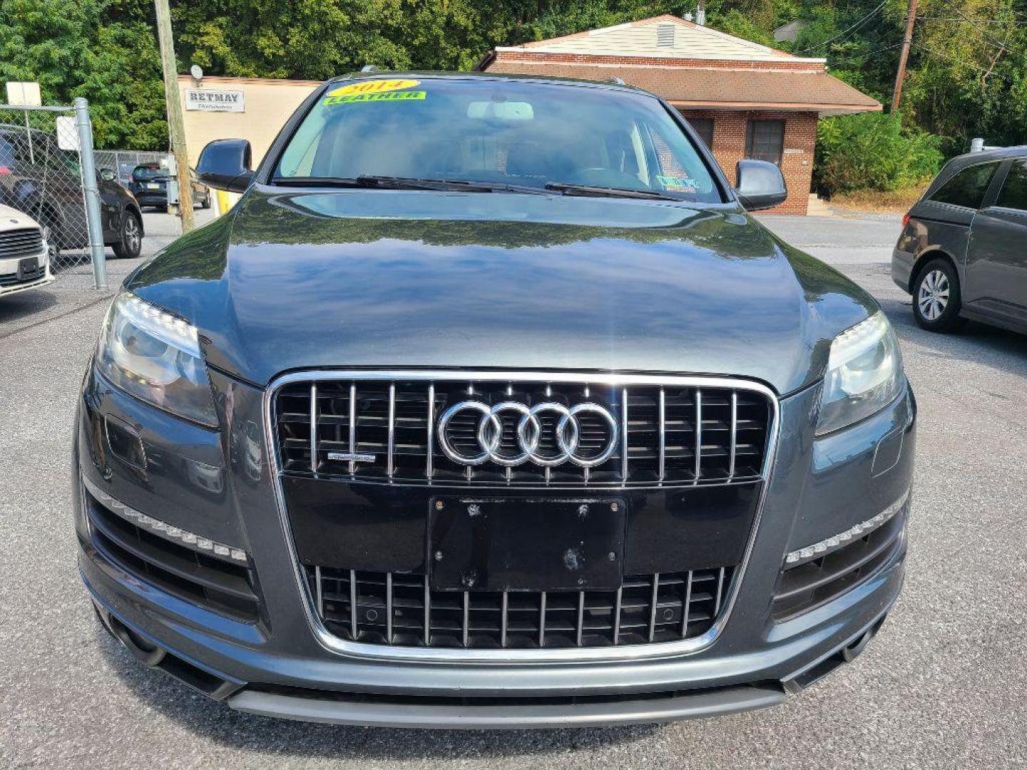 2014 BLACK AUDI Q7 PREMIUM PLUS (WA1LGAFE0ED) with an 3.0L engine, Automatic transmission, located at 117 North Cameron Street, Harrisburg, PA, 17101, (717) 963-8962, 40.267021, -76.875351 - WE FINANCE!!! Good Credit/ Bad Credit/ No Credit - ALL Trade-Ins Welcomed!!! ***Guaranteed Credit Approval*** APPLY ONLINE or CALL us TODAY ;) Internet Prices and Marketplace Prices are SPECIAL discounted ***CASH DEALS*** Retail Prices are higher. Please call us to discuss your cash and finan - Photo#7