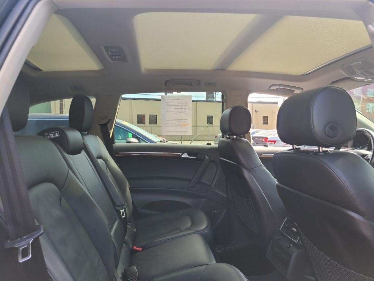 2014 BLACK AUDI Q7 PREMIUM PLUS (WA1LGAFE0ED) with an 3.0L engine, Automatic transmission, located at 117 North Cameron Street, Harrisburg, PA, 17101, (717) 963-8962, 40.267021, -76.875351 - WE FINANCE!!! Good Credit/ Bad Credit/ No Credit - ALL Trade-Ins Welcomed!!! ***Guaranteed Credit Approval*** APPLY ONLINE or CALL us TODAY ;) Internet Prices and Marketplace Prices are SPECIAL discounted ***CASH DEALS*** Retail Prices are higher. Please call us to discuss your cash and finan - Photo#12