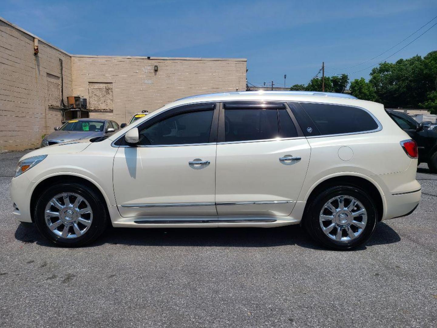 2014 WHITE BUICK ENCLAVE LEATHER (5GAKVBKD6EJ) with an 3.6L engine, Automatic transmission, located at 117 North Cameron Street, Harrisburg, PA, 17101, (717) 963-8962, 40.267021, -76.875351 - WE FINANCE!!! Good Credit/ Bad Credit/ No Credit - ALL Trade-Ins Welcomed!!! ***Guaranteed Credit Approval*** APPLY ONLINE or CALL us TODAY ;) Internet Prices and Marketplace Prices are SPECIAL discounted ***CASH DEALS*** Retail Prices are higher. Please call us to discuss your cash and finan - Photo#1