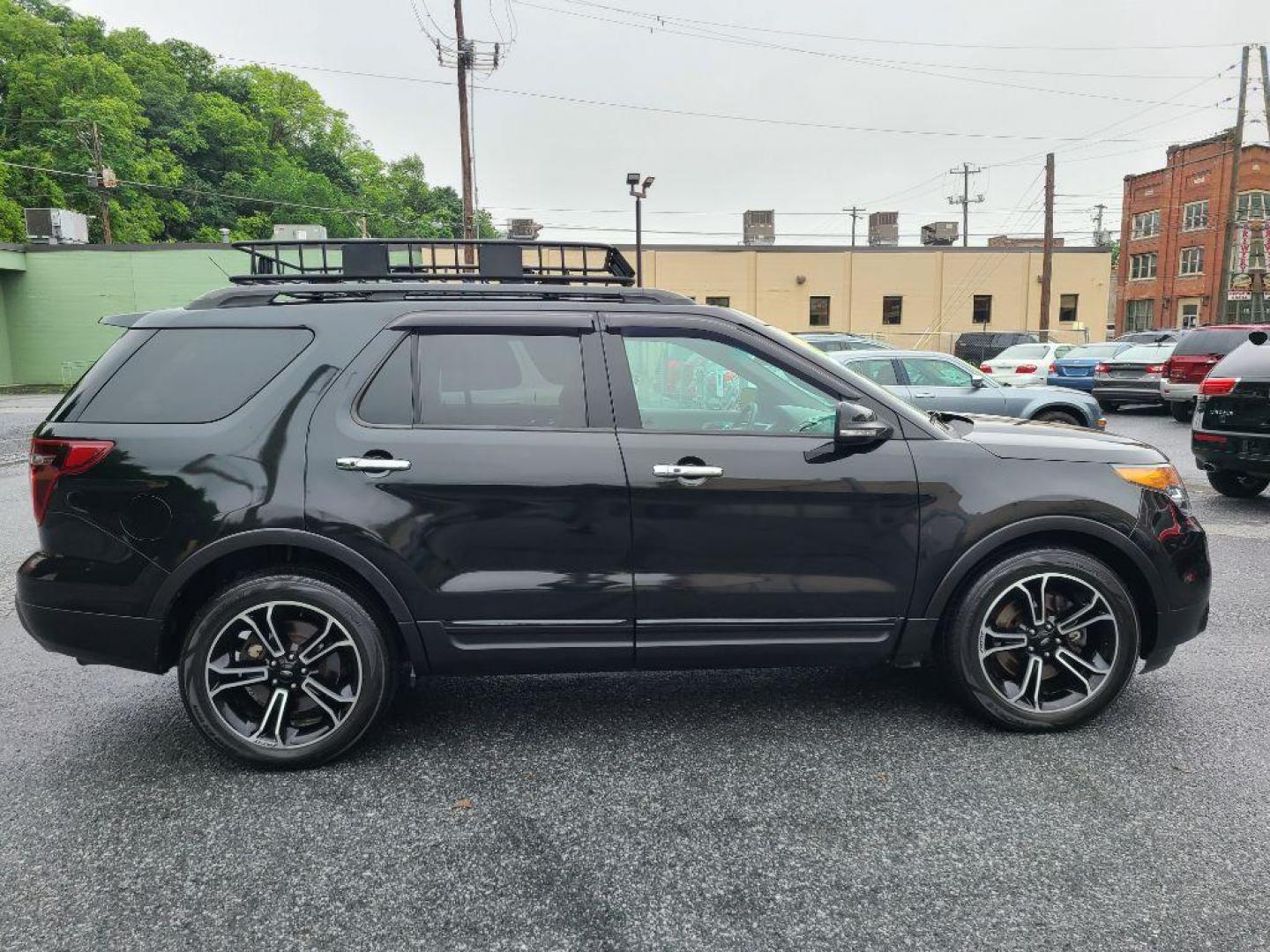 2014 BLACK FORD EXPLORER SPORT (1FM5K8GT5EG) with an 3.5L engine, Automatic transmission, located at 117 North Cameron Street, Harrisburg, PA, 17101, (717) 963-8962, 40.267021, -76.875351 - WE FINANCE!!! Good Credit/ Bad Credit/ No Credit - ALL Trade-Ins Welcomed!!! ***Guaranteed Credit Approval*** APPLY ONLINE or CALL us TODAY ;) Internet Prices and Marketplace Prices are SPECIAL discounted ***CASH DEALS*** Retail Prices are higher. Please call us to discuss your cash and finan - Photo#8