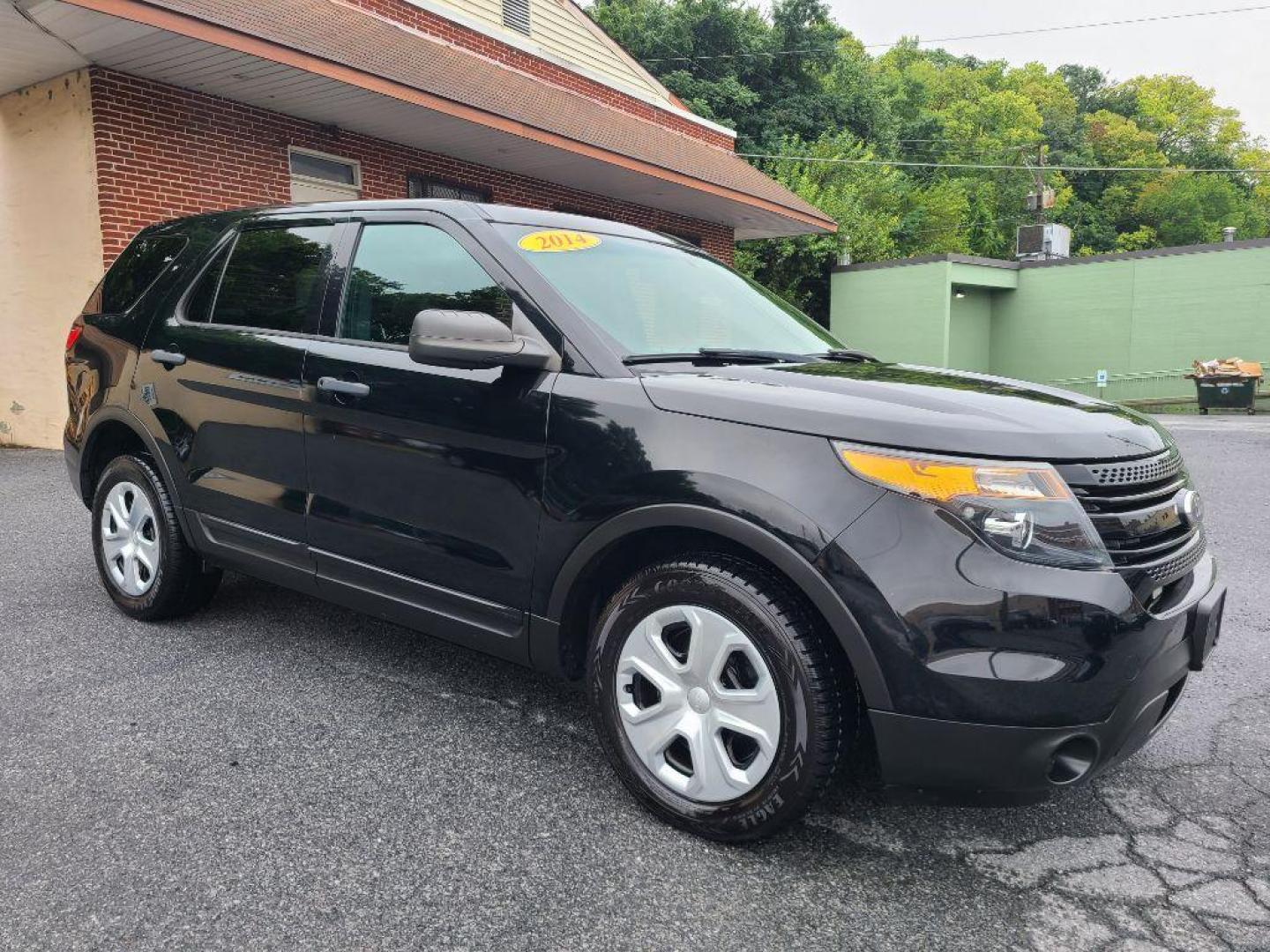 2014 BLACK FORD EXPLORER POLICE INTERCEPTOR (1FM5K8ARXEG) with an 3.7L engine, Automatic transmission, located at 7981 Paxton Street, Harrisburg, PA, 17111, (717) 561-2926, 40.261490, -76.749229 - WE FINANCE!!! Good Credit/ Bad Credit/ No Credit - ALL Trade-Ins Welcomed!!! ***Guaranteed Credit Approval*** APPLY ONLINE or CALL us TODAY ;) Internet Prices and Marketplace Prices are SPECIAL discounted ***CASH DEALS*** Retail Prices are higher. Please call us to discuss your cash and finan - Photo#6