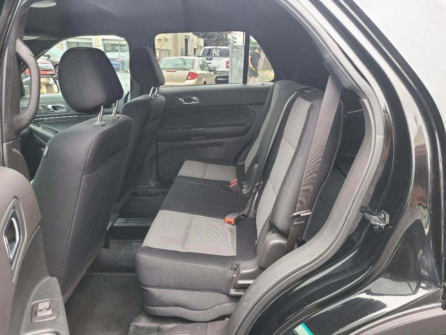 2014 BLACK FORD EXPLORER POLICE INTERCEPTOR (1FM5K8ARXEG) with an 3.7L engine, Automatic transmission, located at 7981 Paxton Street, Harrisburg, PA, 17111, (717) 561-2926, 40.261490, -76.749229 - WE FINANCE!!! Good Credit/ Bad Credit/ No Credit - ALL Trade-Ins Welcomed!!! ***Guaranteed Credit Approval*** APPLY ONLINE or CALL us TODAY ;) Internet Prices and Marketplace Prices are SPECIAL discounted ***CASH DEALS*** Retail Prices are higher. Please call us to discuss your cash and finan - Photo#12