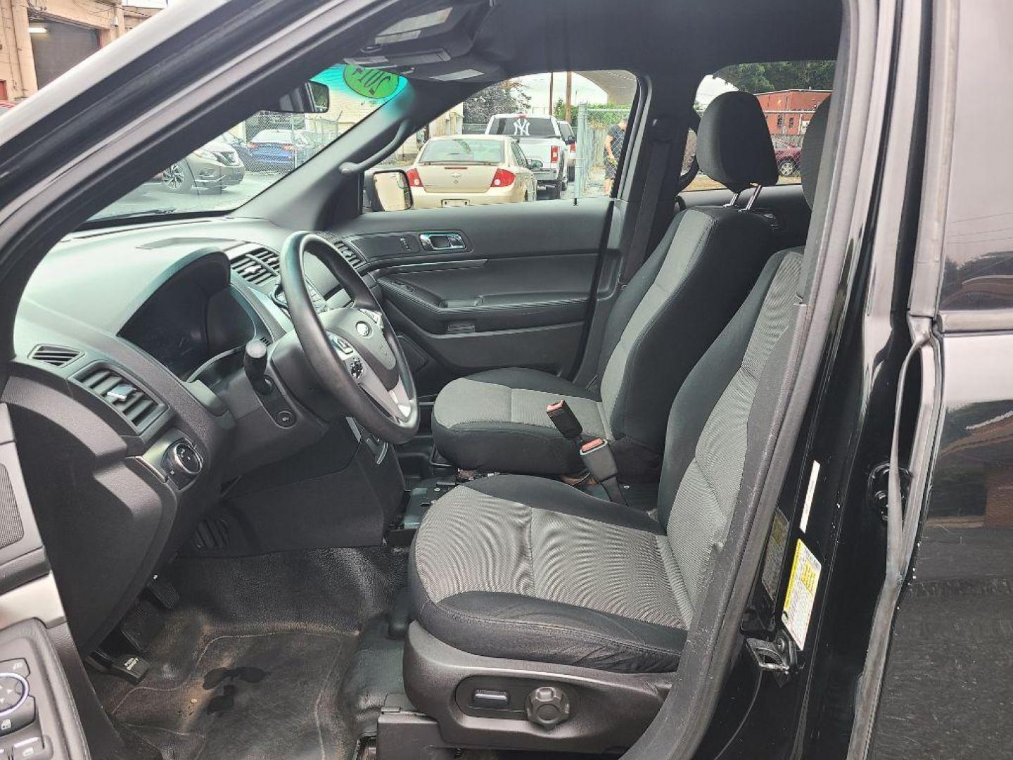 2014 BLACK FORD EXPLORER POLICE INTERCEPTOR (1FM5K8ARXEG) with an 3.7L engine, Automatic transmission, located at 7981 Paxton Street, Harrisburg, PA, 17111, (717) 561-2926, 40.261490, -76.749229 - WE FINANCE!!! Good Credit/ Bad Credit/ No Credit - ALL Trade-Ins Welcomed!!! ***Guaranteed Credit Approval*** APPLY ONLINE or CALL us TODAY ;) Internet Prices and Marketplace Prices are SPECIAL discounted ***CASH DEALS*** Retail Prices are higher. Please call us to discuss your cash and finan - Photo#13