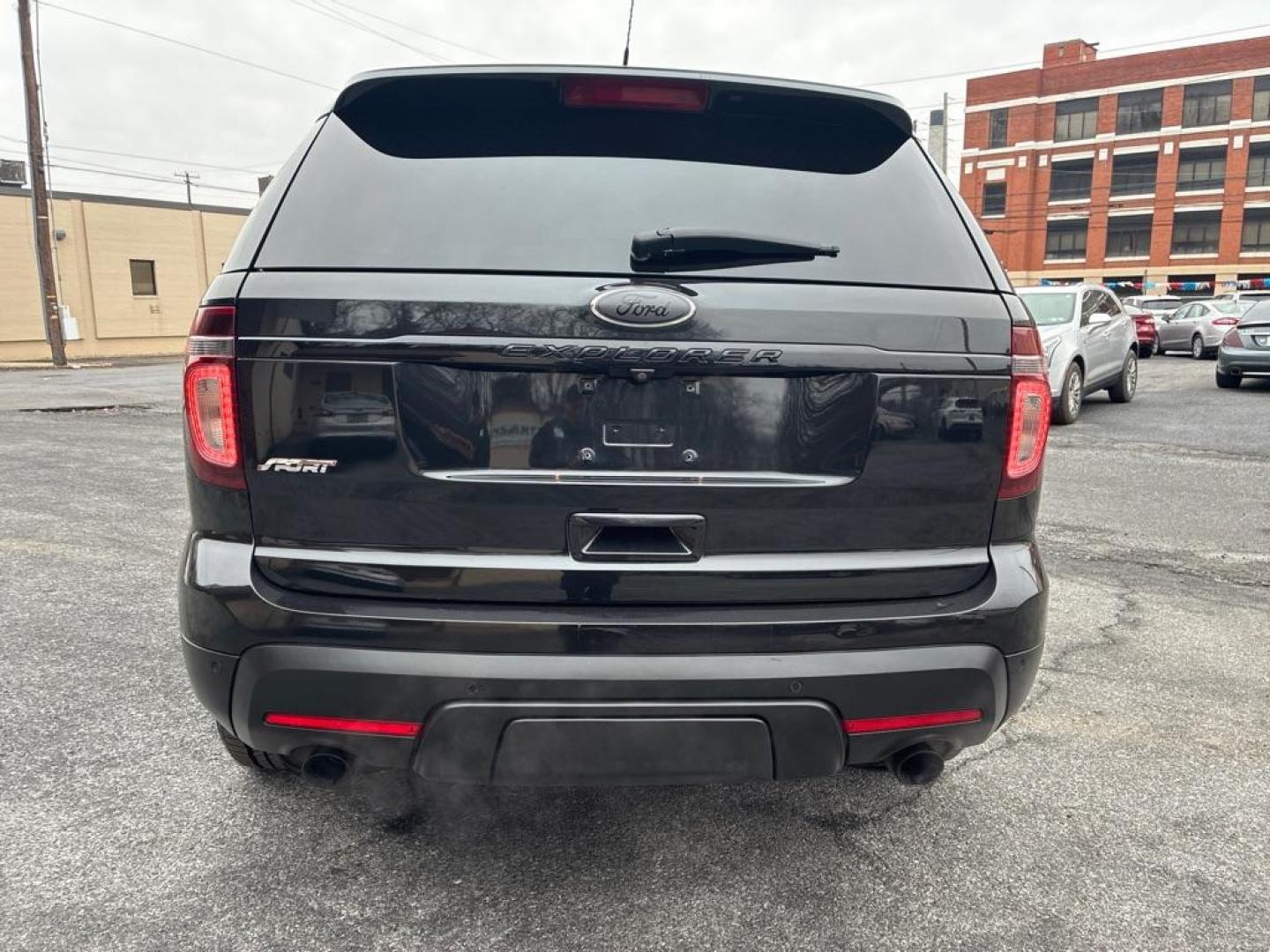 2014 BLACK FORD EXPLORER SPORT (1FM5K8GT5EG) with an 3.5L engine, Automatic transmission, located at 131 N Cameron st, Harrisburg, PA, 17101, (717) 561-2926, 40.267086, -76.875374 - WE FINANCE!!! Good Credit/ Challenged Credit/ No Credit - ALL Trade-Ins Welcomed!!! APPLY ONLINE or CALL us TODAY ;) Please call us to discuss your cash and/or financing options. - Photo#3