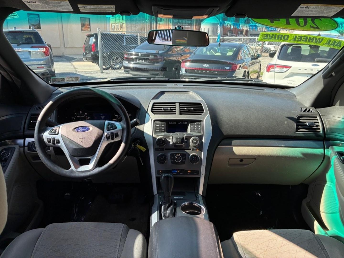 2014 SILVER FORD EXPLORER (1FM5K8B81EG) with an 3.5L engine, Automatic transmission, located at 117 North Cameron Street, Harrisburg, PA, 17101, (717) 963-8962, 40.267021, -76.875351- Photo#12