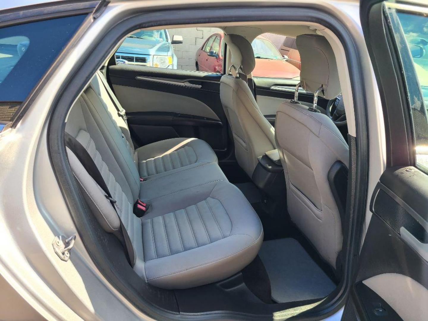 2014 SILVER FORD FUSION S (1FA6P0G7XE5) with an 2.5L engine, Automatic transmission, located at 7981 Paxton Street, Harrisburg, PA, 17111, (717) 561-2926, 40.261490, -76.749229 - WE FINANCE!!! Good Credit/ Bad Credit/ No Credit - ALL Trade-Ins Welcomed!!! ***Guaranteed Credit Approval*** APPLY ONLINE or CALL us TODAY ;) Please call us to discuss your cash and financing options. - Photo#10