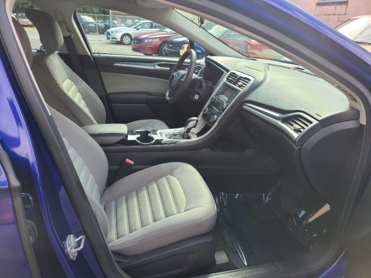 2014 BLUE FORD FUSION S (1FA6P0G72E5) with an 2.5L engine, Automatic transmission, located at 117 North Cameron Street, Harrisburg, PA, 17101, (717) 963-8962, 40.267021, -76.875351 - WE FINANCE!!! Good Credit/ Bad Credit/ No Credit - ALL Trade-Ins Welcomed!!! ***Guaranteed Credit Approval*** APPLY ONLINE or CALL us TODAY ;) Internet Prices and Marketplace Prices are SPECIAL discounted ***CASH DEALS*** Retail Prices are higher. Please call us to discuss your cash and finan - Photo#13