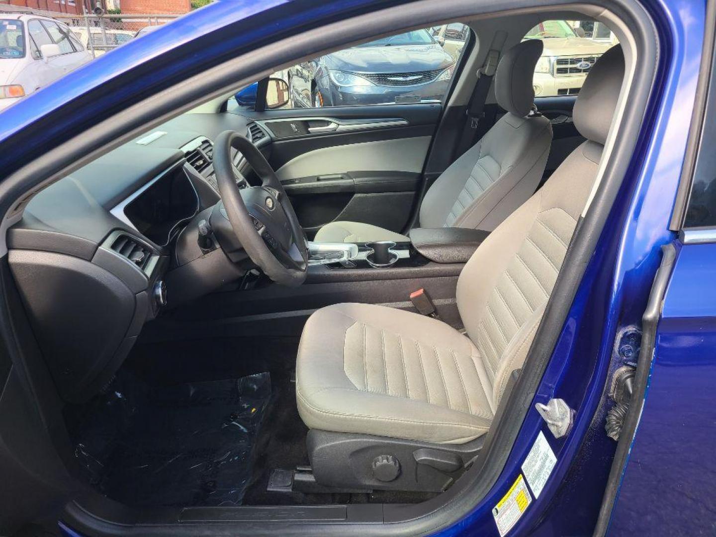 2014 BLUE FORD FUSION S (1FA6P0G72E5) with an 2.5L engine, Automatic transmission, located at 117 North Cameron Street, Harrisburg, PA, 17101, (717) 963-8962, 40.267021, -76.875351 - WE FINANCE!!! Good Credit/ Bad Credit/ No Credit - ALL Trade-Ins Welcomed!!! ***Guaranteed Credit Approval*** APPLY ONLINE or CALL us TODAY ;) Internet Prices and Marketplace Prices are SPECIAL discounted ***CASH DEALS*** Retail Prices are higher. Please call us to discuss your cash and finan - Photo#17