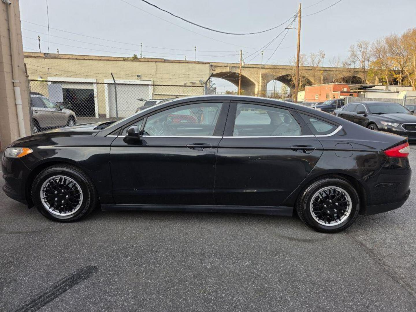 2014 BLACK FORD FUSION S (1FA6P0G74E5) with an 2.5L engine, Automatic transmission, located at 131 N Cameron st, Harrisburg, PA, 17101, (717) 561-2926, 40.267086, -76.875374 - Photo#1