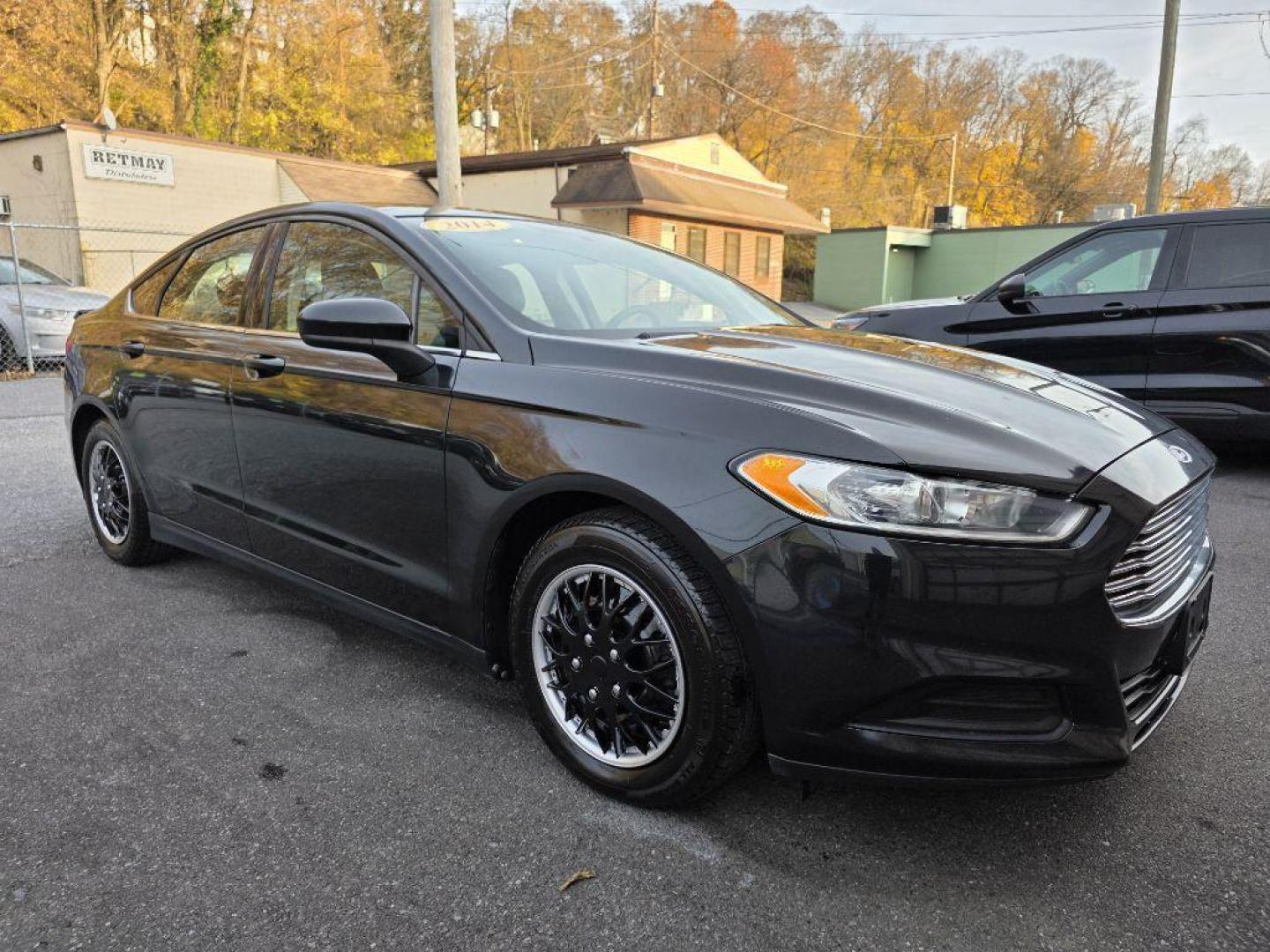 2014 BLACK FORD FUSION S (1FA6P0G74E5) with an 2.5L engine, Automatic transmission, located at 131 N Cameron st, Harrisburg, PA, 17101, (717) 561-2926, 40.267086, -76.875374 - Photo#6