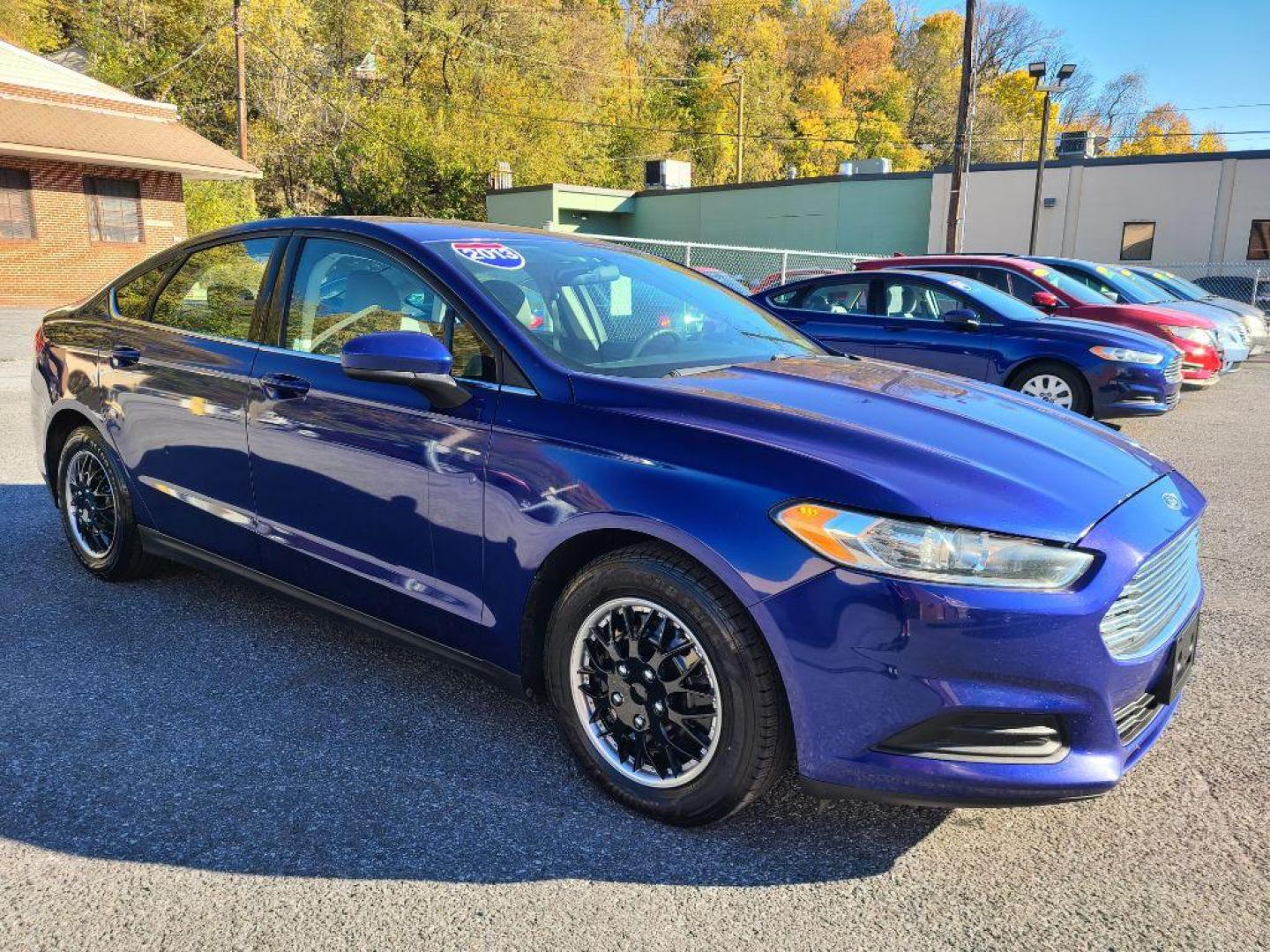 2014 BLUE FORD FUSION S (1FA6P0G77E5) with an 2.5L engine, Automatic transmission, located at 117 North Cameron Street, Harrisburg, PA, 17101, (717) 963-8962, 40.267021, -76.875351 - WE FINANCE!!! Good Credit/ Bad Credit/ No Credit - ALL Trade-Ins Welcomed!!! ***Guaranteed Credit Approval*** APPLY ONLINE or CALL us TODAY ;) Please call us to discuss your cash and financing options. - Photo#6