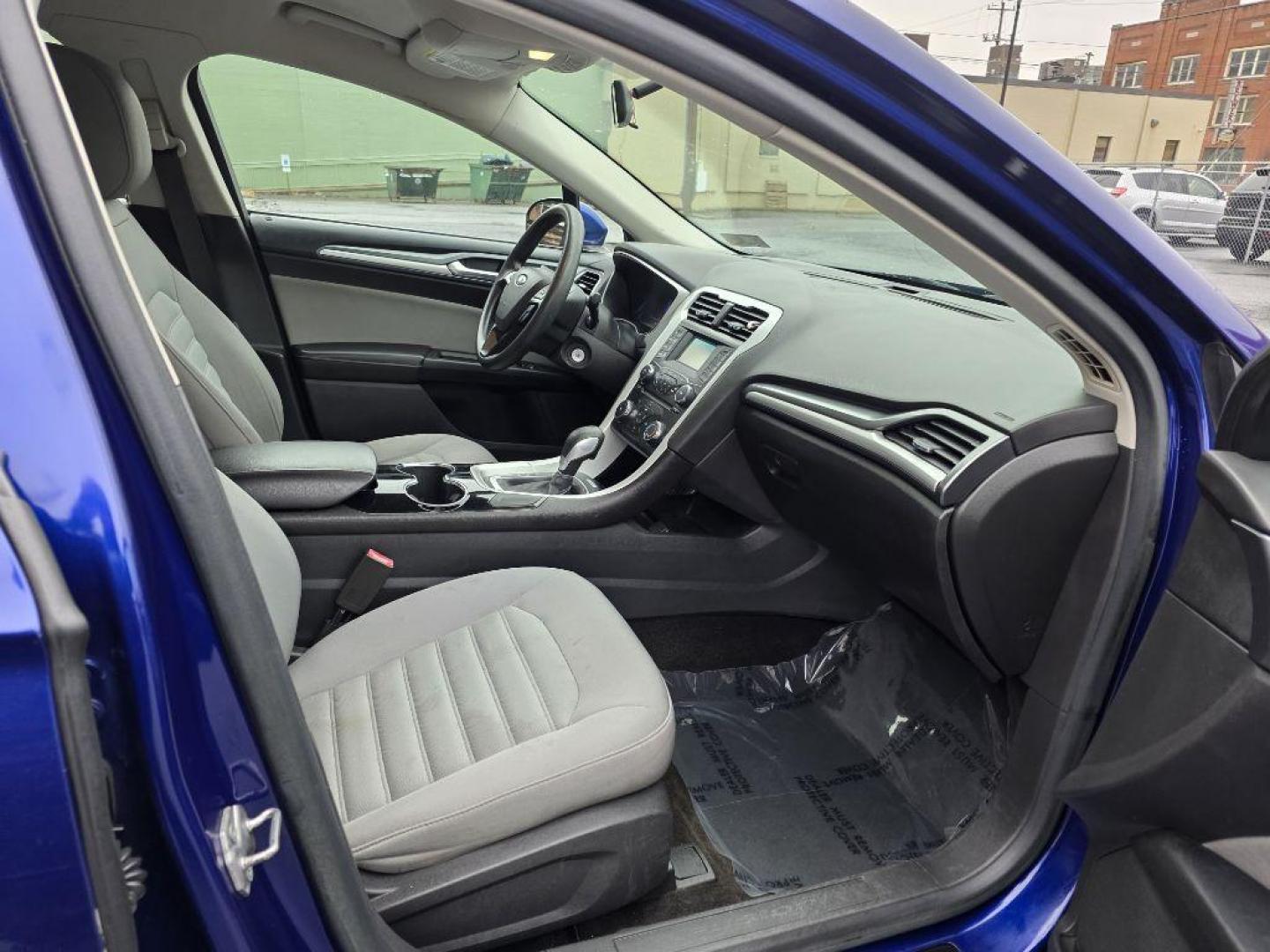 2014 BLUE FORD FUSION S (1FA6P0G75E5) with an 2.5L engine, Automatic transmission, located at 117 North Cameron Street, Harrisburg, PA, 17101, (717) 963-8962, 40.267021, -76.875351 - WE FINANCE!!! Good Credit/ Bad Credit/ No Credit - ALL Trade-Ins Welcomed!!! ***Guaranteed Credit Approval*** APPLY ONLINE or CALL us TODAY ;) Please call us to discuss your cash and financing options. - Photo#9