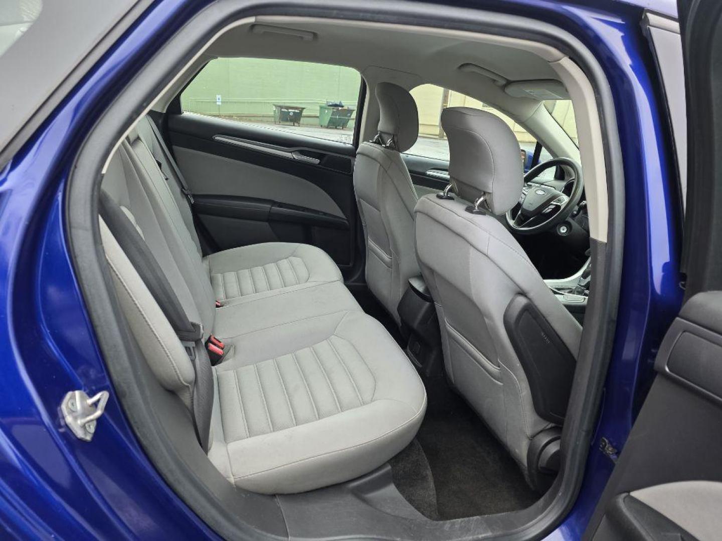 2014 BLUE FORD FUSION S (1FA6P0G75E5) with an 2.5L engine, Automatic transmission, located at 117 North Cameron Street, Harrisburg, PA, 17101, (717) 963-8962, 40.267021, -76.875351 - WE FINANCE!!! Good Credit/ Bad Credit/ No Credit - ALL Trade-Ins Welcomed!!! ***Guaranteed Credit Approval*** APPLY ONLINE or CALL us TODAY ;) Please call us to discuss your cash and financing options. - Photo#11