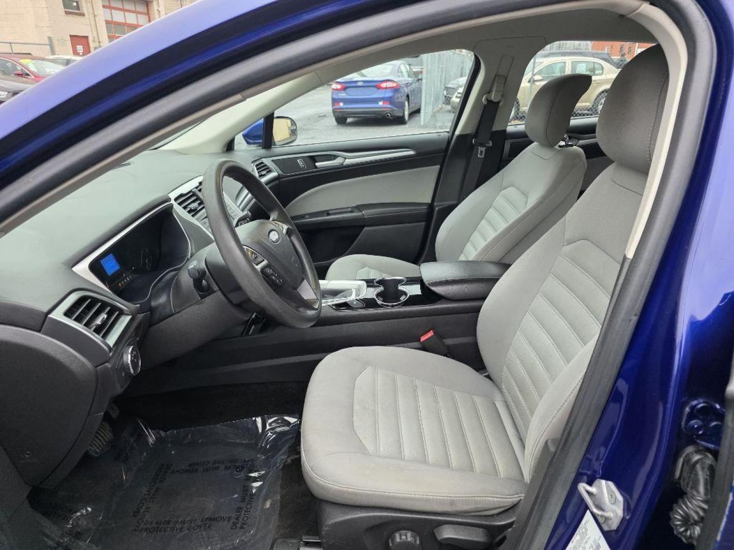 2014 BLUE FORD FUSION S (1FA6P0G75E5) with an 2.5L engine, Automatic transmission, located at 117 North Cameron Street, Harrisburg, PA, 17101, (717) 963-8962, 40.267021, -76.875351 - WE FINANCE!!! Good Credit/ Bad Credit/ No Credit - ALL Trade-Ins Welcomed!!! ***Guaranteed Credit Approval*** APPLY ONLINE or CALL us TODAY ;) Please call us to discuss your cash and financing options. - Photo#12