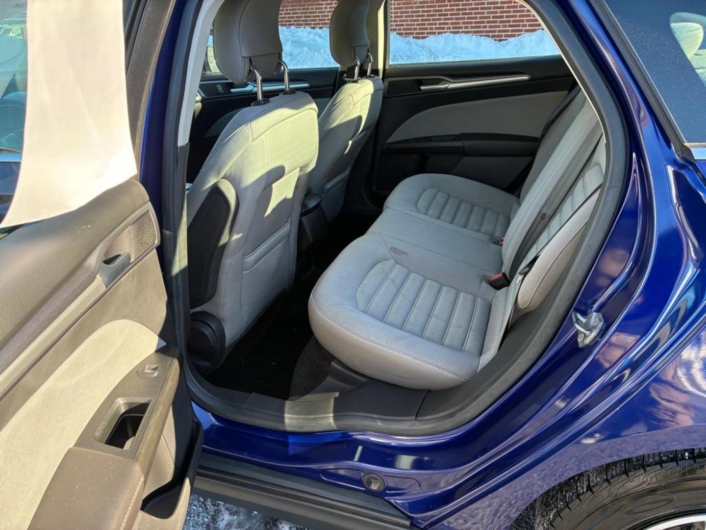 2014 BLUE FORD FUSION S (1FA6P0G7XE5) with an 2.5L engine, Automatic transmission, located at 117 North Cameron Street, Harrisburg, PA, 17101, (717) 963-8962, 40.267021, -76.875351 - WE FINANCE!!! Good Credit/ Challenged Credit/ No Credit - ALL Trade-Ins Welcomed!!! APPLY ONLINE or CALL us TODAY ;) Please call us to discuss your cash and/or financing options. - Photo#11