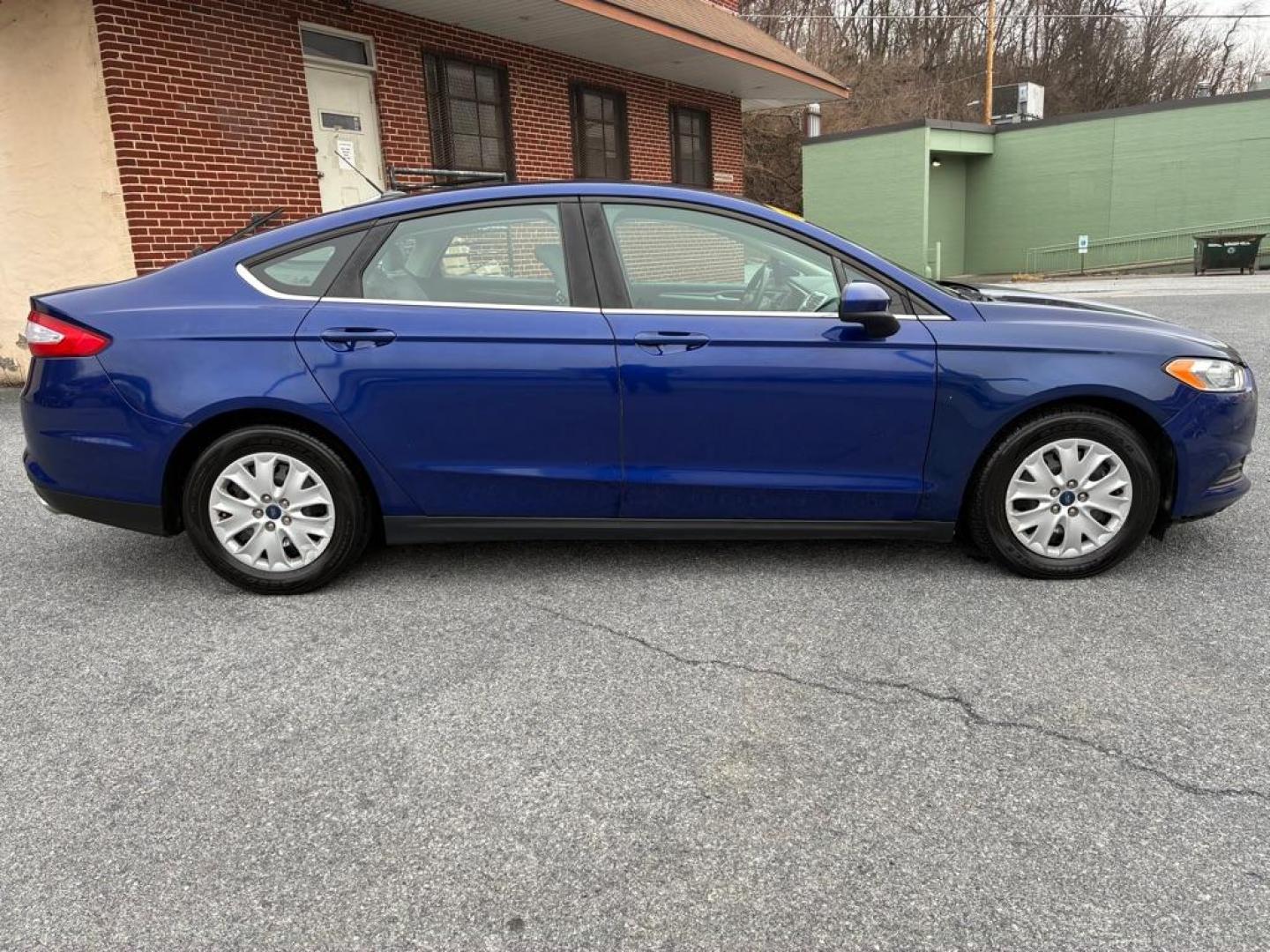 2014 BLUE FORD FUSION S (1FA6P0G7XE5) with an 2.5L engine, Automatic transmission, located at 117 North Cameron Street, Harrisburg, PA, 17101, (717) 963-8962, 40.267021, -76.875351 - WE FINANCE!!! Good Credit/ Challenged Credit/ No Credit - ALL Trade-Ins Welcomed!!! APPLY ONLINE or CALL us TODAY ;) Please call us to discuss your cash and/or financing options. - Photo#2