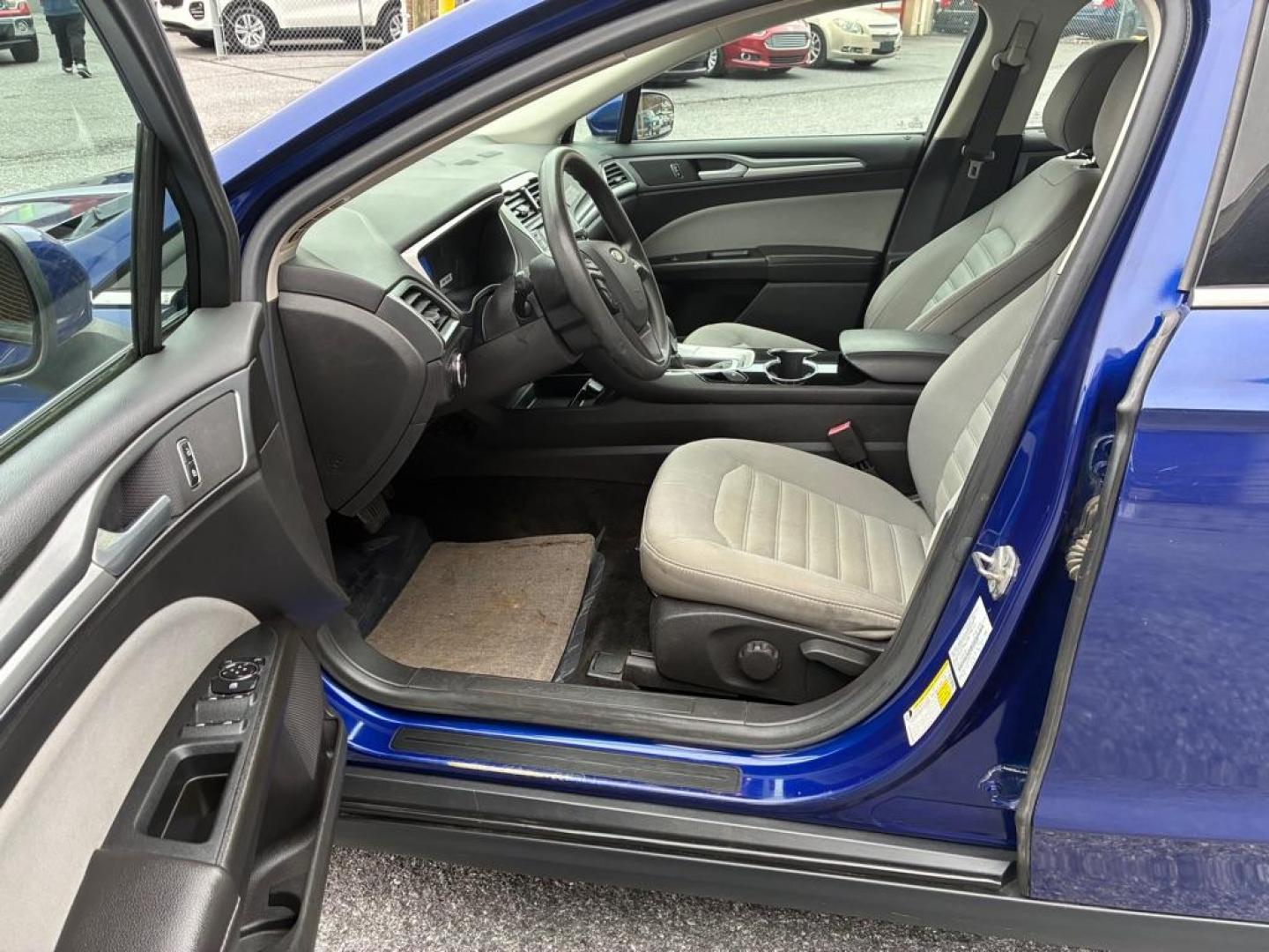 2014 BLUE FORD FUSION S (1FA6P0G7XE5) with an 2.5L engine, Automatic transmission, located at 117 North Cameron Street, Harrisburg, PA, 17101, (717) 963-8962, 40.267021, -76.875351 - WE FINANCE!!! Good Credit/ Challenged Credit/ No Credit - ALL Trade-Ins Welcomed!!! APPLY ONLINE or CALL us TODAY ;) Please call us to discuss your cash and/or financing options. - Photo#13