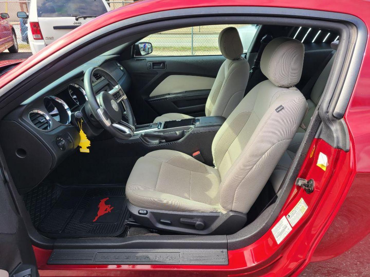 2014 RED FORD MUSTANG COUPE (1ZVBP8AM5E5) with an 3.7L engine, Automatic transmission, located at 117 North Cameron Street, Harrisburg, PA, 17101, (717) 963-8962, 40.267021, -76.875351 - WE FINANCE!!! Good Credit/ Bad Credit/ No Credit - ALL Trade-Ins Welcomed!!! ***Guaranteed Credit Approval*** APPLY ONLINE or CALL us TODAY ;) Internet Prices and Marketplace Prices are SPECIAL discounted ***CASH DEALS*** Retail Prices are higher. Please call us to discuss your cash and finan - Photo#13