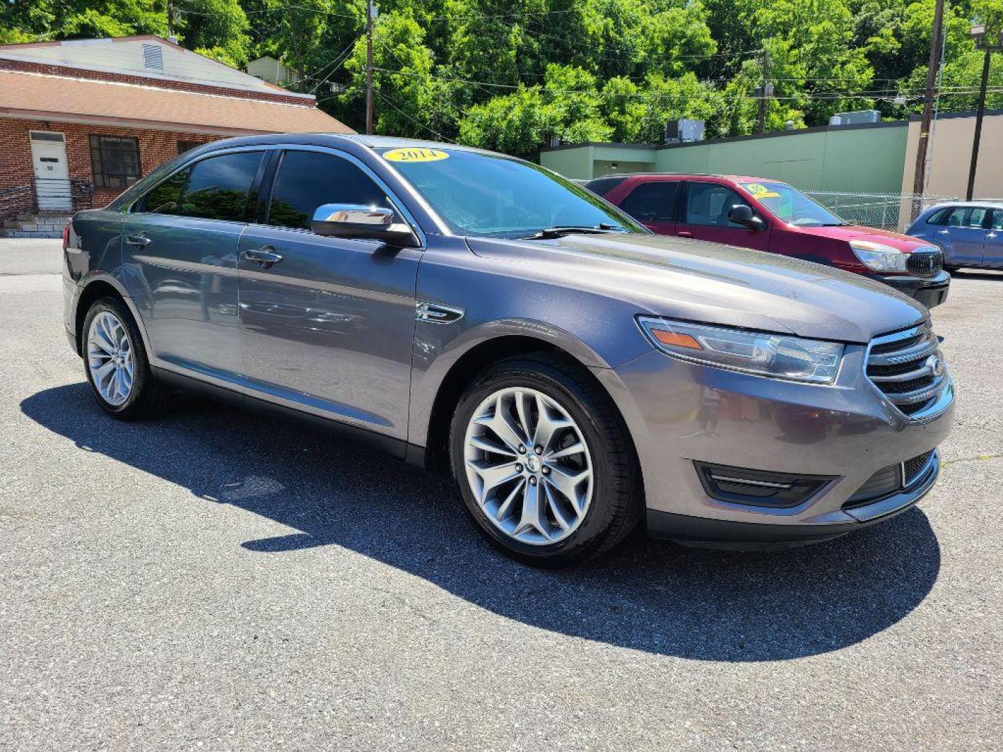 2014 GRAY FORD TAURUS LIMITED (1FAHP2F8XEG) with an 3.5L engine, Automatic transmission, located at 117 North Cameron Street, Harrisburg, PA, 17101, (717) 963-8962, 40.267021, -76.875351 - WE FINANCE!!! Good Credit/ Bad Credit/ No Credit - ALL Trade-Ins Welcomed!!! ***Guaranteed Credit Approval*** APPLY ONLINE or CALL us TODAY ;) Internet Prices and Marketplace Prices are SPECIAL discounted ***CASH DEALS*** Retail Prices are higher. Please call us to discuss your cash and finan - Photo#6