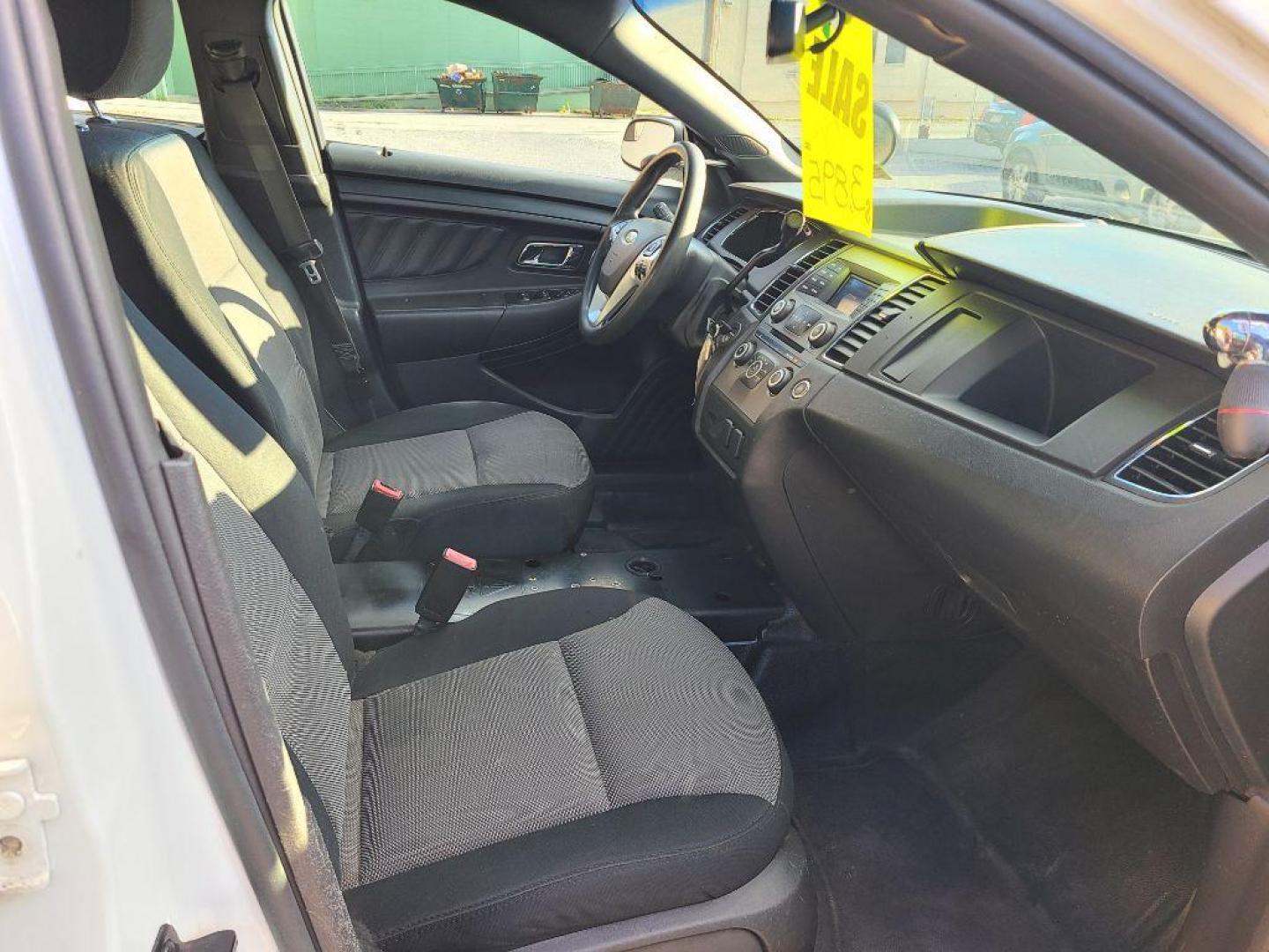 2014 WHITE FORD TAURUS POLICE INTERCEPTOR (1FAHP2MK5EG) with an 3.7L engine, Automatic transmission, located at 117 North Cameron Street, Harrisburg, PA, 17101, (717) 963-8962, 40.267021, -76.875351 - WE FINANCE!!! Good Credit/ Bad Credit/ No Credit - ALL Trade-Ins Welcomed!!! ***Guaranteed Credit Approval*** APPLY ONLINE or CALL us TODAY ;) Please call us to discuss your cash and financing options. - Photo#11