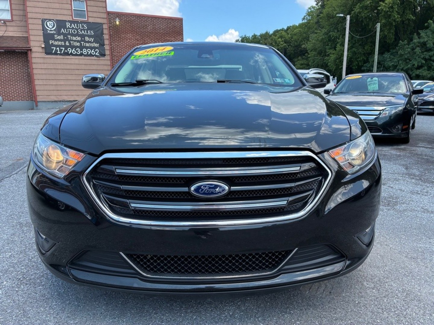 2014 BLACK FORD TAURUS LIMITED (1FAHP2J80EG) with an 3.5L engine, Automatic transmission, located at 117 North Cameron Street, Harrisburg, PA, 17101, (717) 963-8962, 40.267021, -76.875351 - WE FINANCE!!! MOST vehicles are available for financing. Good Credit/ Challenged Credit/ No Credit - ALL Trade-Ins Welcomed!!! APPLY ONLINE or CALL us TODAY Please call us to discuss your cash and/or financing options. Thanks for checking our inventory! We're here to help.- Photo#7