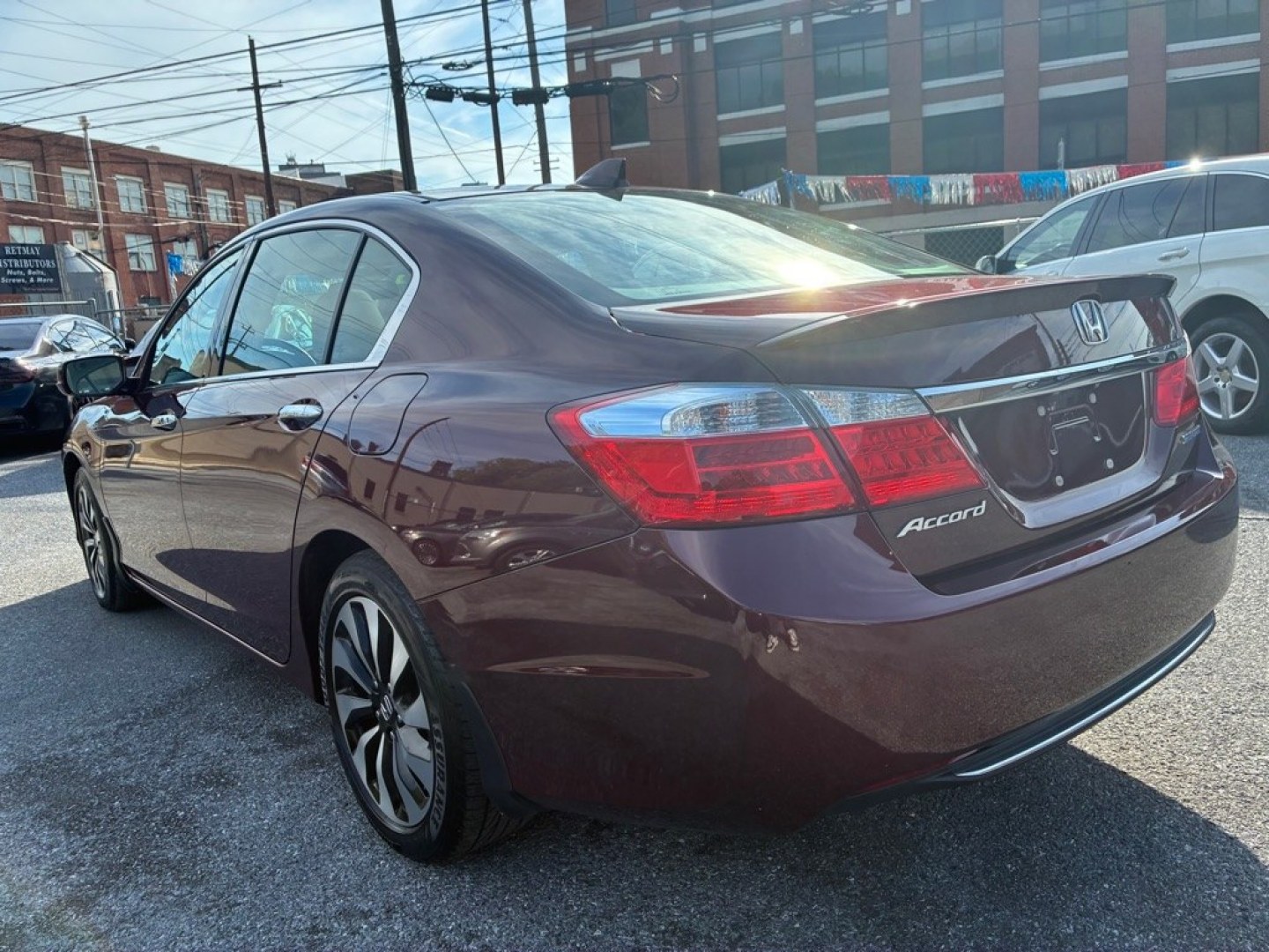 2014 RED HONDA ACCORD HYBRID EXL (1HGCR6F59EA) with an 2.0L engine, Continuously Variable transmission, located at 117 North Cameron Street, Harrisburg, PA, 17101, (717) 963-8962, 40.267021, -76.875351 - WE FINANCE!!! MOST vehicles are available for financing. Good Credit/ Challenged Credit/ No Credit - ALL Trade-Ins Welcomed!!! APPLY ONLINE or CALL us TODAY Please call us to discuss your cash and/or financing options. Thanks for checking our inventory! We're here to help.- Photo#2