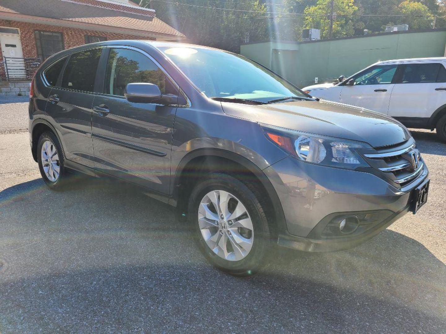 2014 GRAY HONDA CR-V EX (2HKRM4H59EH) with an 2.4L engine, Automatic transmission, located at 7981 Paxton Street, Harrisburg, PA, 17111, (717) 561-2926, 40.261490, -76.749229 - WE FINANCE!!! Good Credit/ Bad Credit/ No Credit - ALL Trade-Ins Welcomed!!! ***Guaranteed Credit Approval*** APPLY ONLINE or CALL us TODAY ;) Please call us to discuss your cash and financing options. - Photo#6