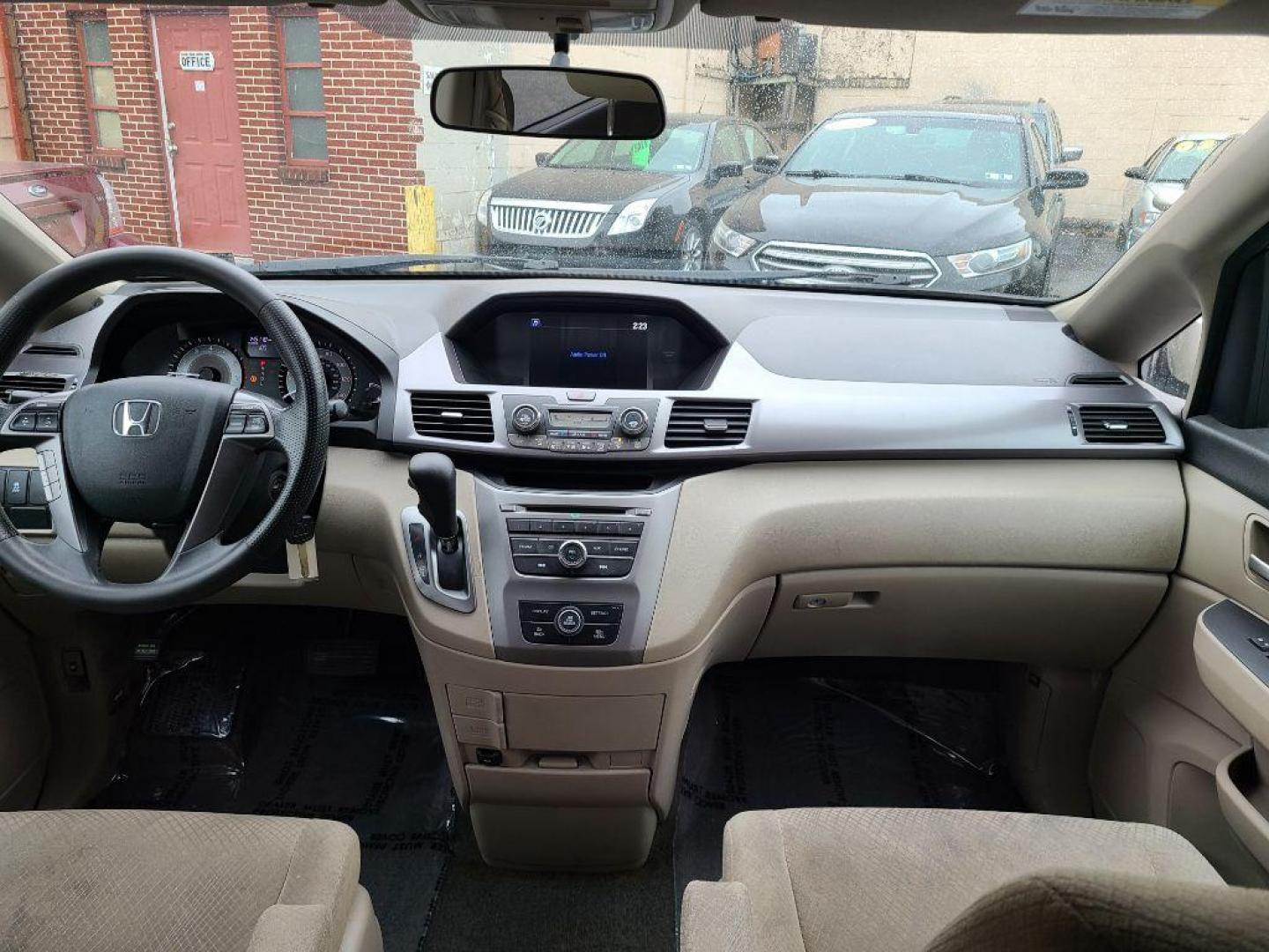 2014 WHITE HONDA ODYSSEY LX (5FNRL5H21EB) with an 3.5L engine, Automatic transmission, located at 117 North Cameron Street, Harrisburg, PA, 17101, (717) 963-8962, 40.267021, -76.875351 - WE FINANCE!!! Good Credit/ Bad Credit/ No Credit - ALL Trade-Ins Welcomed!!! ***Guaranteed Credit Approval*** APPLY ONLINE or CALL us TODAY ;) Internet Prices and Marketplace Prices are SPECIAL discounted ***CASH DEALS*** Retail Prices are higher. Please call us to discuss your cash and finan - Photo#10