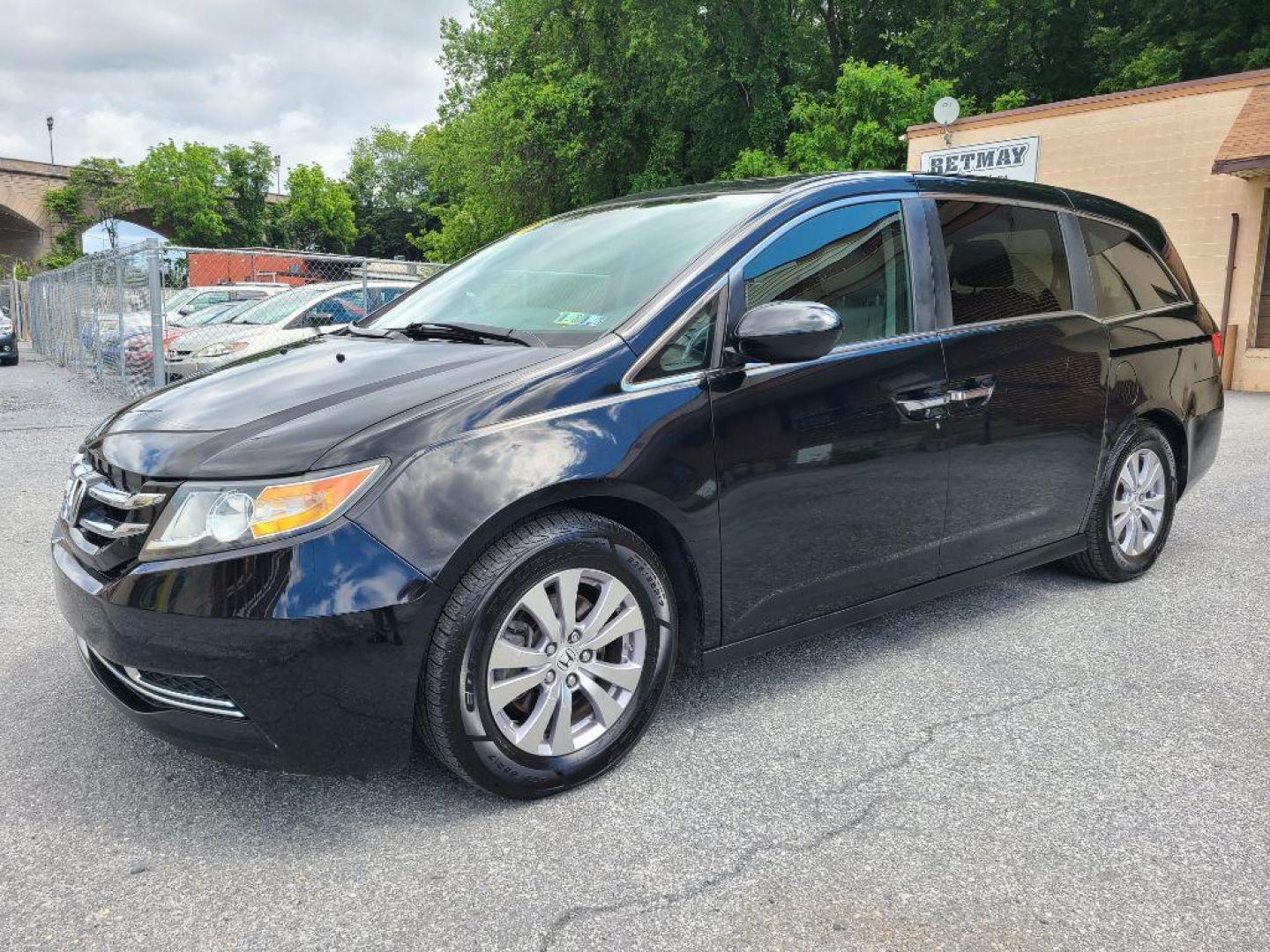 2014 BLACK HONDA ODYSSEY EXL (5FNRL5H65EB) with an 3.5L engine, Automatic transmission, located at 117 North Cameron Street, Harrisburg, PA, 17101, (717) 963-8962, 40.267021, -76.875351 - WE FINANCE!!! Good Credit/ Bad Credit/ No Credit - ALL Trade-Ins Welcomed!!! ***Guaranteed Credit Approval*** APPLY ONLINE or CALL us TODAY ;) Internet Prices and Marketplace Prices are SPECIAL discounted ***CASH DEALS*** Retail Prices are higher. Please call us to discuss your cash and finan - Photo#0