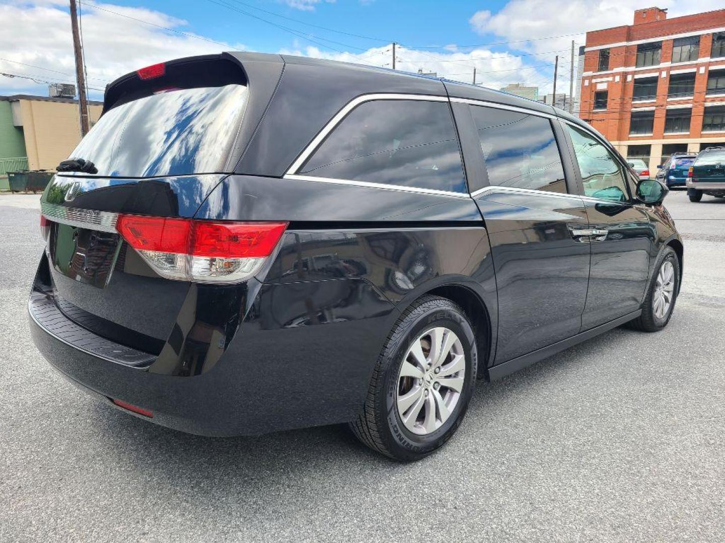 2014 BLACK HONDA ODYSSEY EXL (5FNRL5H65EB) with an 3.5L engine, Automatic transmission, located at 117 North Cameron Street, Harrisburg, PA, 17101, (717) 963-8962, 40.267021, -76.875351 - WE FINANCE!!! Good Credit/ Bad Credit/ No Credit - ALL Trade-Ins Welcomed!!! ***Guaranteed Credit Approval*** APPLY ONLINE or CALL us TODAY ;) Internet Prices and Marketplace Prices are SPECIAL discounted ***CASH DEALS*** Retail Prices are higher. Please call us to discuss your cash and finan - Photo#6