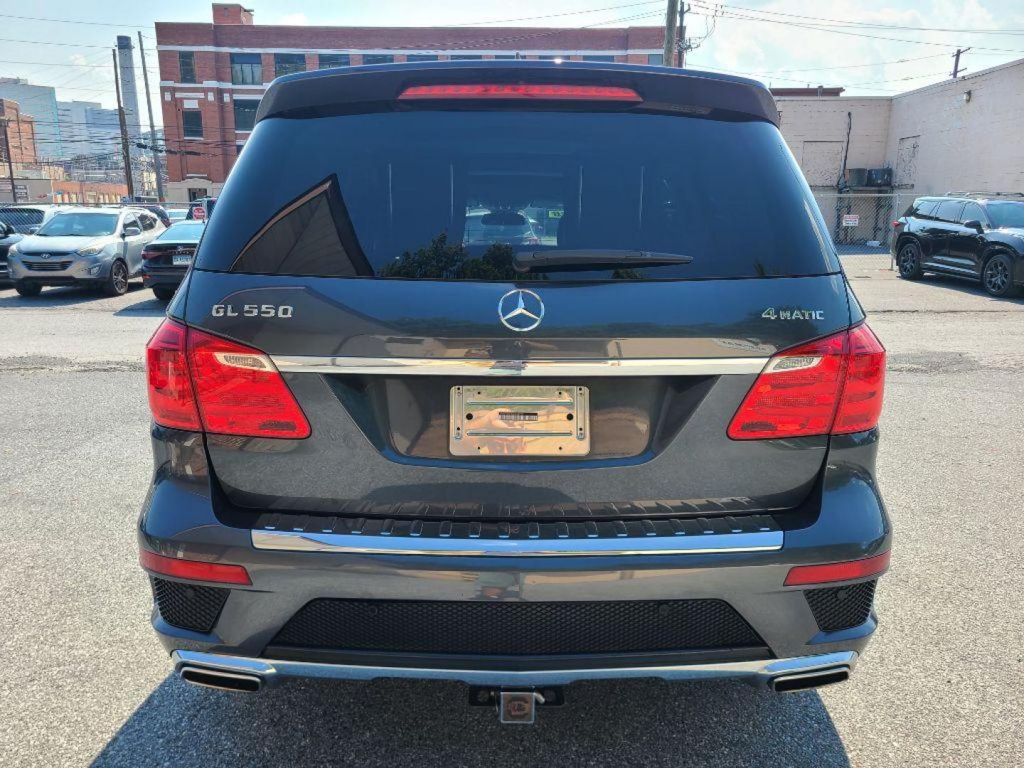 2014 GRAY MERCEDES-BENZ GL 550 4MATIC (4JGDF7DE4EA) with an 4.6L engine, Automatic transmission, located at 117 North Cameron Street, Harrisburg, PA, 17101, (717) 963-8962, 40.267021, -76.875351 - WE FINANCE!!! Good Credit/ Bad Credit/ No Credit - ALL Trade-Ins Welcomed!!! ***Guaranteed Credit Approval*** APPLY ONLINE or CALL us TODAY ;) Internet Prices and Marketplace Prices are SPECIAL discounted ***CASH DEALS*** Retail Prices are higher. Please call us to discuss your cash and finan - Photo#3
