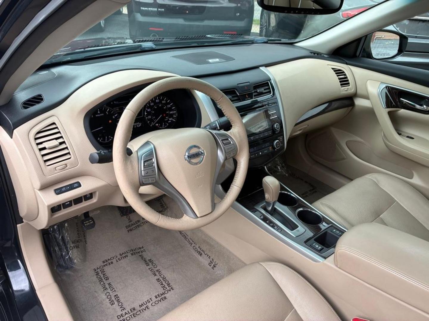 2014 GREY NISSAN ALTIMA 2.5 (1N4AL3AP8EC) with an 2.5L engine, Continuously Variable transmission, located at 117 North Cameron Street, Harrisburg, PA, 17101, (717) 963-8962, 40.267021, -76.875351 - Photo#14