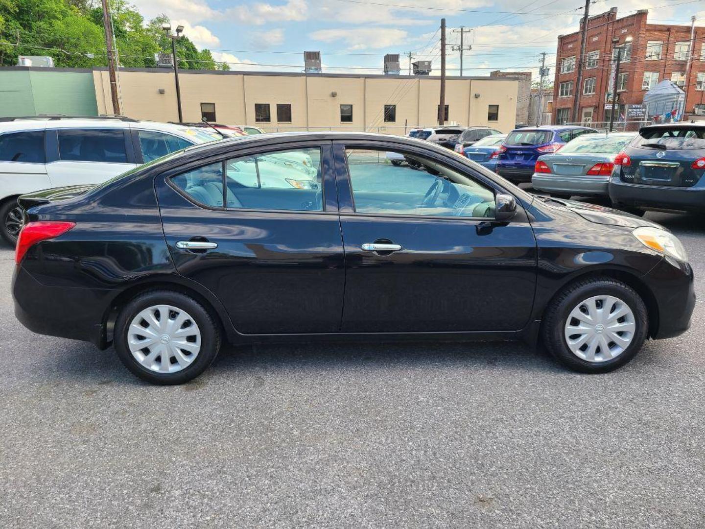 2014 BLUE NISSAN VERSA S (3N1CN7AP7EL) with an 1.6L engine, Continuously Variable transmission, located at 7981 Paxton Street, Harrisburg, PA, 17111, (717) 561-2926, 40.261490, -76.749229 - WE FINANCE!!! Good Credit/ Bad Credit/ No Credit - ALL Trade-Ins Welcomed!!! ***Guaranteed Credit Approval*** APPLY ONLINE or CALL us TODAY ;) Internet Prices and Marketplace Prices are SPECIAL discounted ***CASH DEALS*** Retail Prices are higher. Please call us to discuss your cash and finan - Photo#5