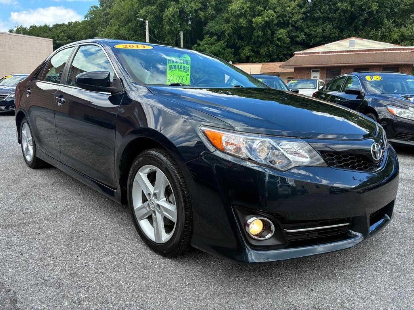 2014 GRAY TOYOTA CAMRY L (4T1BF1FK0EU) with an 2.5L engine, Automatic transmission, located at 117 North Cameron Street, Harrisburg, PA, 17101, (717) 963-8962, 40.267021, -76.875351 - WE FINANCE!!! MOST vehicles are available for financing. Good Credit/ Challenged Credit/ No Credit - ALL Trade-Ins Welcomed!!! APPLY ONLINE or CALL us TODAY Please call us to discuss your cash and/or financing options. Thanks for checking our inventory! We're here to help. - Photo#6