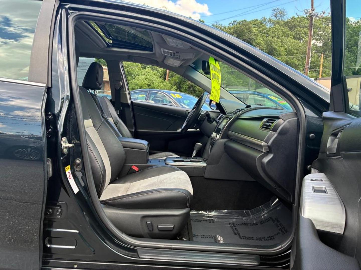 2014 GRAY TOYOTA CAMRY L (4T1BF1FK0EU) with an 2.5L engine, Automatic transmission, located at 117 North Cameron Street, Harrisburg, PA, 17101, (717) 963-8962, 40.267021, -76.875351 - WE FINANCE!!! MOST vehicles are available for financing. Good Credit/ Challenged Credit/ No Credit - ALL Trade-Ins Welcomed!!! APPLY ONLINE or CALL us TODAY Please call us to discuss your cash and/or financing options. Thanks for checking our inventory! We're here to help. - Photo#8