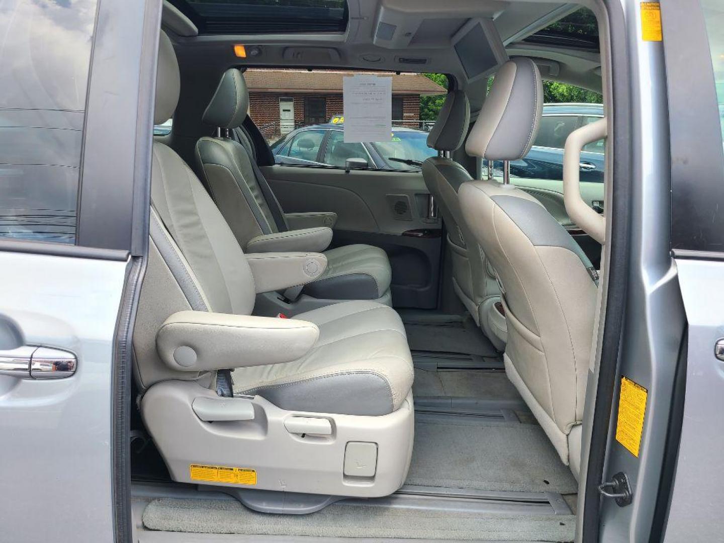 2014 SILVER TOYOTA SIENNA limited (5TDDK3DC7ES) with an 3.5L engine, Automatic transmission, located at 7981 Paxton Street, Harrisburg, PA, 17111, (717) 561-2926, 40.261490, -76.749229 - Photo#12