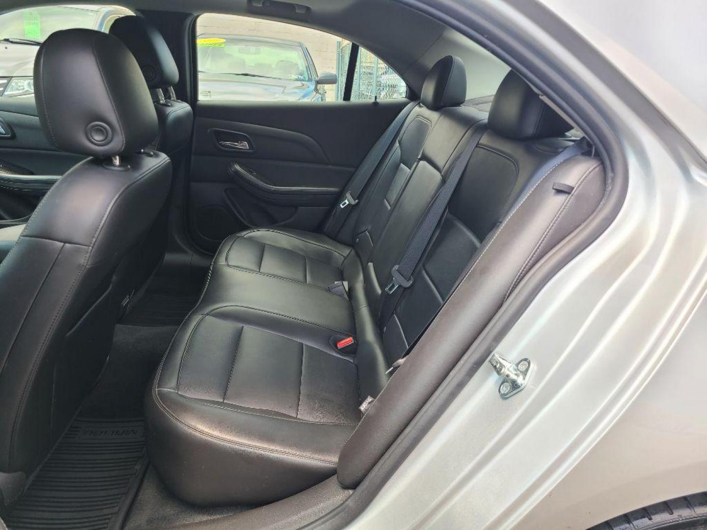 2015 SILVER CHEVROLET MALIBU LTZ (1G11G5SX7FF) with an 2.0L engine, Automatic transmission, located at 117 North Cameron Street, Harrisburg, PA, 17101, (717) 963-8962, 40.267021, -76.875351 - WE FINANCE!!! Good Credit/ Bad Credit/ No Credit - ALL Trade-Ins Welcomed!!! ***Guaranteed Credit Approval*** APPLY ONLINE or CALL us TODAY ;) Internet Prices and Marketplace Prices are SPECIAL discounted ***CASH DEALS*** Retail Prices are higher. Please call us to discuss your cash and finan - Photo#9