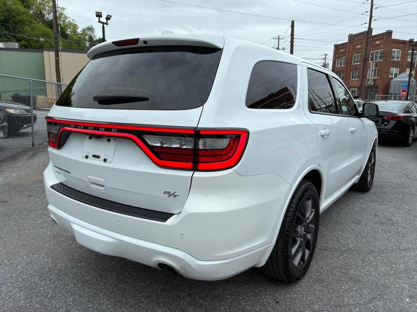 2015 WHITE DODGE DURANGO R/T (1C4SDJCT2FC) with an 5.7L engine, Automatic transmission, located at 117 North Cameron Street, Harrisburg, PA, 17101, (717) 963-8962, 40.267021, -76.875351 - WE FINANCE!!! MOST vehicles are available for financing. Good Credit/ Challenged Credit/ No Credit - ALL Trade-Ins Welcomed!!! APPLY ONLINE or CALL us TODAY Please call us to discuss your cash and/or financing options. Thanks for checking our inventory! We're here to help. - Photo#4