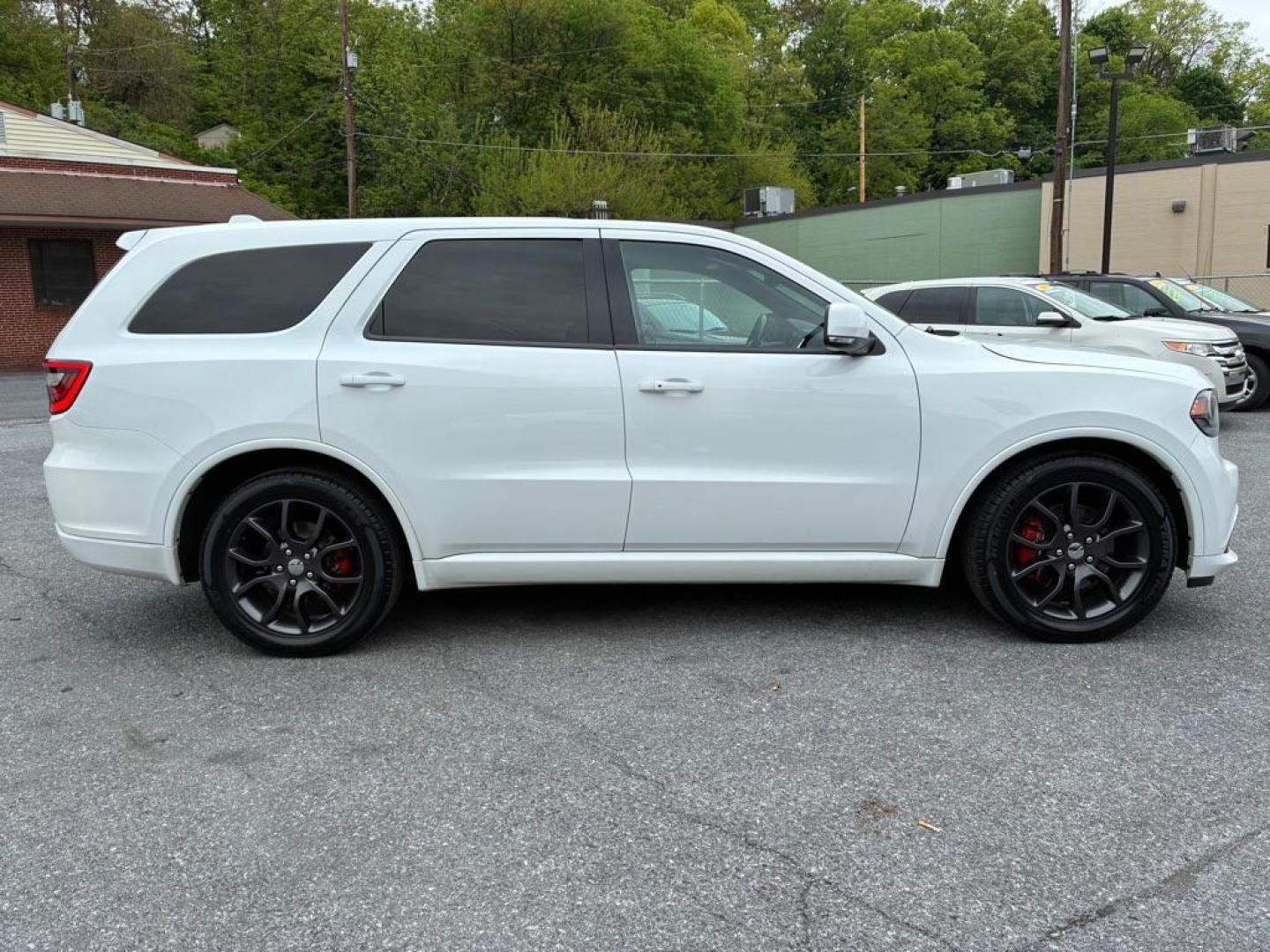 2015 WHITE DODGE DURANGO R/T (1C4SDJCT2FC) with an 5.7L engine, Automatic transmission, located at 117 North Cameron Street, Harrisburg, PA, 17101, (717) 963-8962, 40.267021, -76.875351 - WE FINANCE!!! MOST vehicles are available for financing. Good Credit/ Challenged Credit/ No Credit - ALL Trade-Ins Welcomed!!! APPLY ONLINE or CALL us TODAY Please call us to discuss your cash and/or financing options. Thanks for checking our inventory! We're here to help. - Photo#5