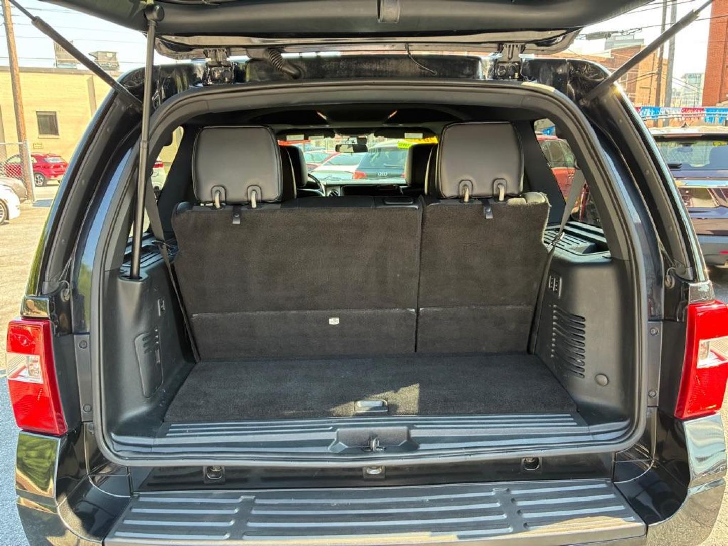 2015 BLACK FORD EXPEDITION LIMITED (1FMJU2AT7FE) with an 3.5L engine, Automatic transmission, located at 117 North Cameron Street, Harrisburg, PA, 17101, (717) 963-8962, 40.267021, -76.875351 - WE FINANCE!!! MOST vehicles are available for financing. Good Credit/ Challenged Credit/ No Credit - ALL Trade-Ins Welcomed!!! APPLY ONLINE or CALL us TODAY Please call us to discuss your cash and/or financing options. Thanks for checking our inventory! We're here to help. - Photo#12