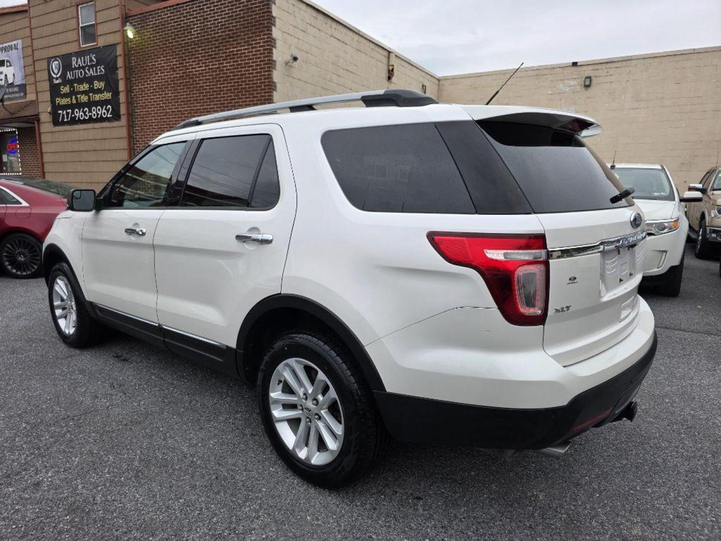 2015 WHITE FORD EXPLORER XLT (1FM5K8D89FG) with an 3.5L engine, Automatic transmission, located at 117 North Cameron Street, Harrisburg, PA, 17101, (717) 963-8962, 40.267021, -76.875351 - WE FINANCE!!! Good Credit/ Bad Credit/ No Credit - ALL Trade-Ins Welcomed!!! ***Guaranteed Credit Approval*** APPLY ONLINE or CALL us TODAY ;) Please call us to discuss your cash and financing options. - Photo#1