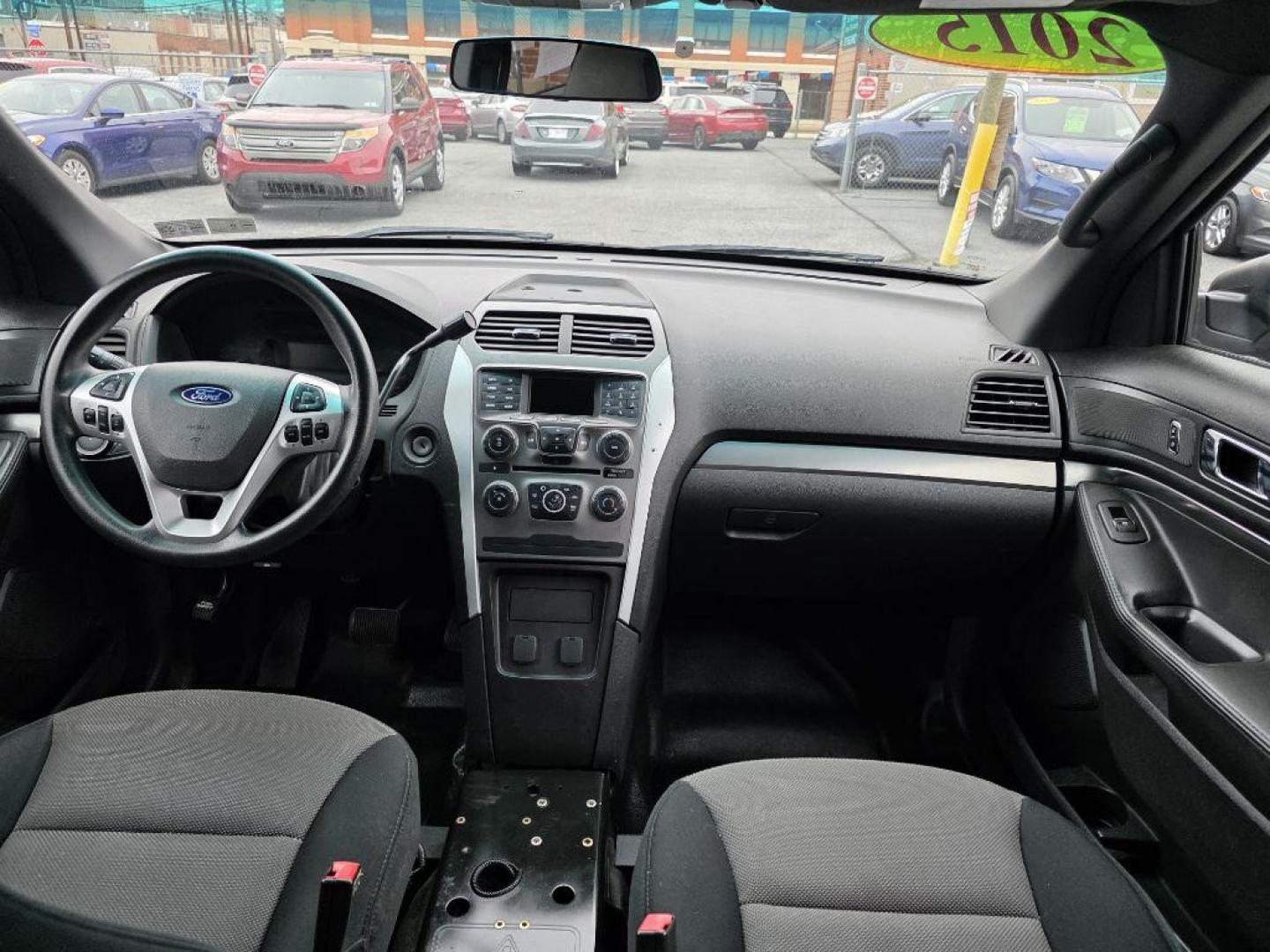 2015 BURG FORD EXPLORER POLICE INTERCEPTOR (1FM5K8AR9FG) with an 3.7L engine, Automatic transmission, located at 117 North Cameron Street, Harrisburg, PA, 17101, (717) 963-8962, 40.267021, -76.875351 - WE FINANCE!!! Good Credit/ Challenged Credit/ No Credit - ALL Trade-Ins Welcomed!!! APPLY ONLINE or CALL us TODAY ;) Please call us to discuss your cash and/or financing options. - Photo#9